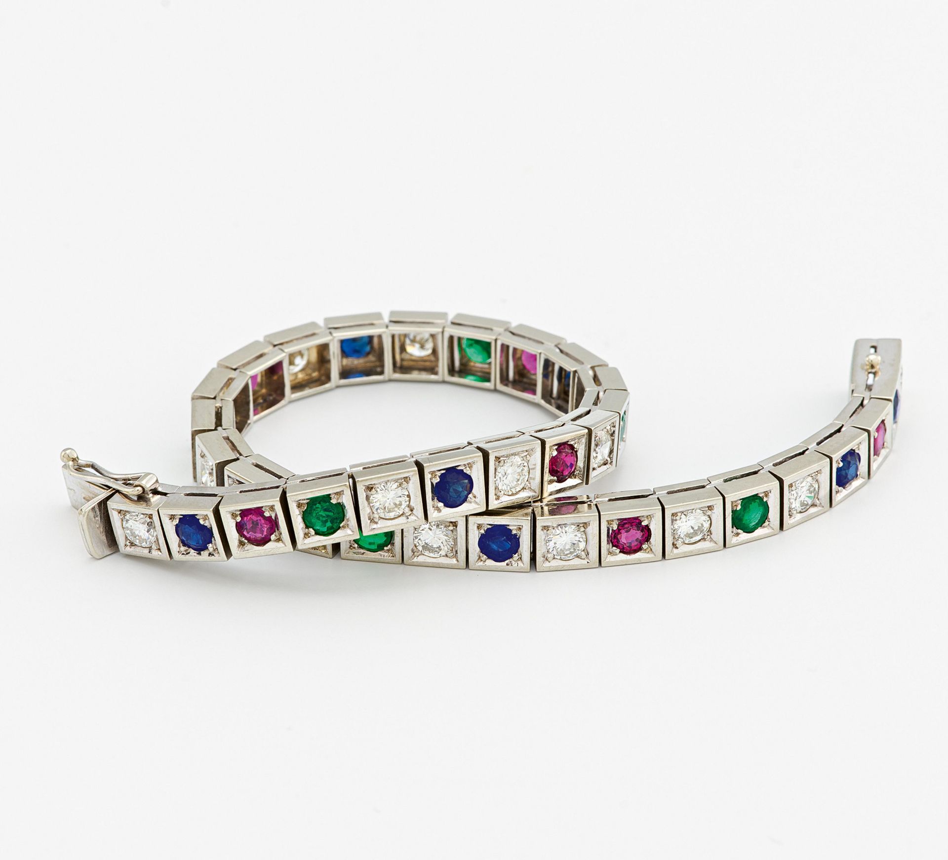 FARBSTEIN-DIAMANT-ARMBAND. Deutschland. Um 1990. 750/- Weißgold, Punze, Gesamtgewicht: ca. 24,0 g.