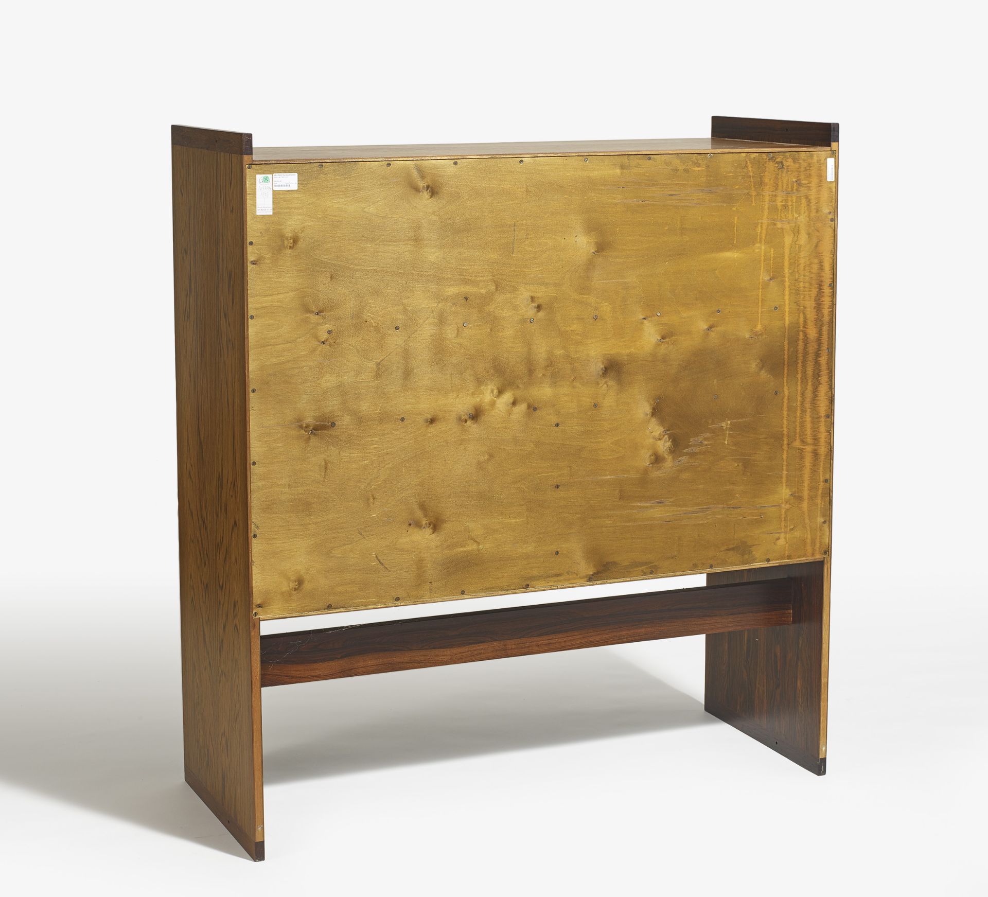 DROP WRITING CABINET. Mid. 20th c. Danish design. Walnut and rosewood. Inside compartments, table - Bild 3 aus 3