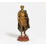 KLEINE STANDFIGUR DES CAESAR. Wohl Frankreich. Marmor, Bronze u.a. H. 37cm. Bez. E. Rousseau wohl