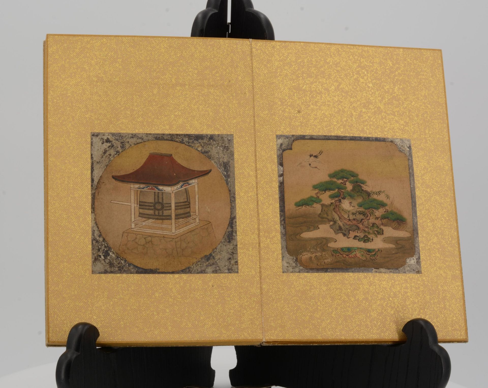 LEPORELLO WITH 24 SMALL DRAWING ABOUT POEMS. Japan. Edo period (1603-1868). Tosa School. Ink and - Bild 4 aus 17