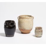 THREE JARS. China/Asia. Tang dynasty resp. 17th-19th c. Stoneware with creme colored, black brown