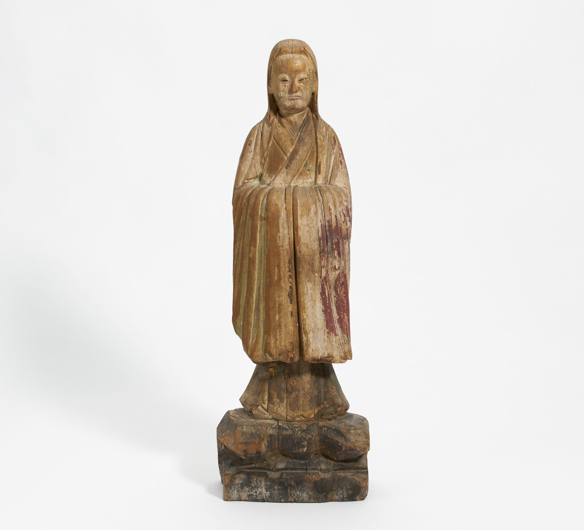 IMPORTANT STANDING FEMALE FIGURE. China. Ming dynasty (1368-1644) or later. Wood, carved and with