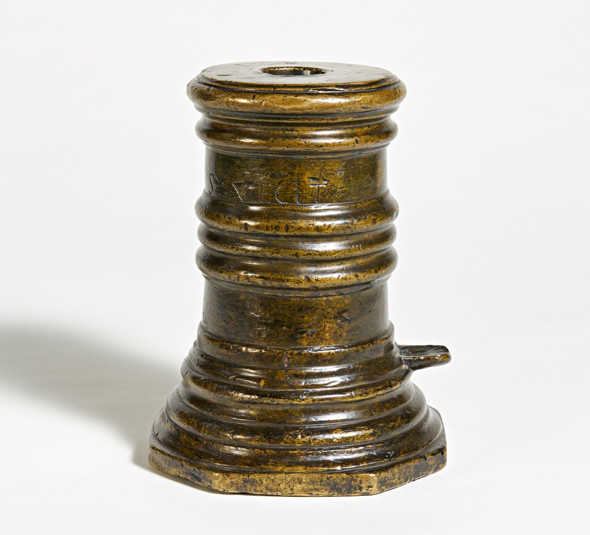 PRESSE. Bronze. H.24cm, ø14cm. Zustand B. Provenienz:Sammlung Horst Jouy. Sonderregelungen Art &