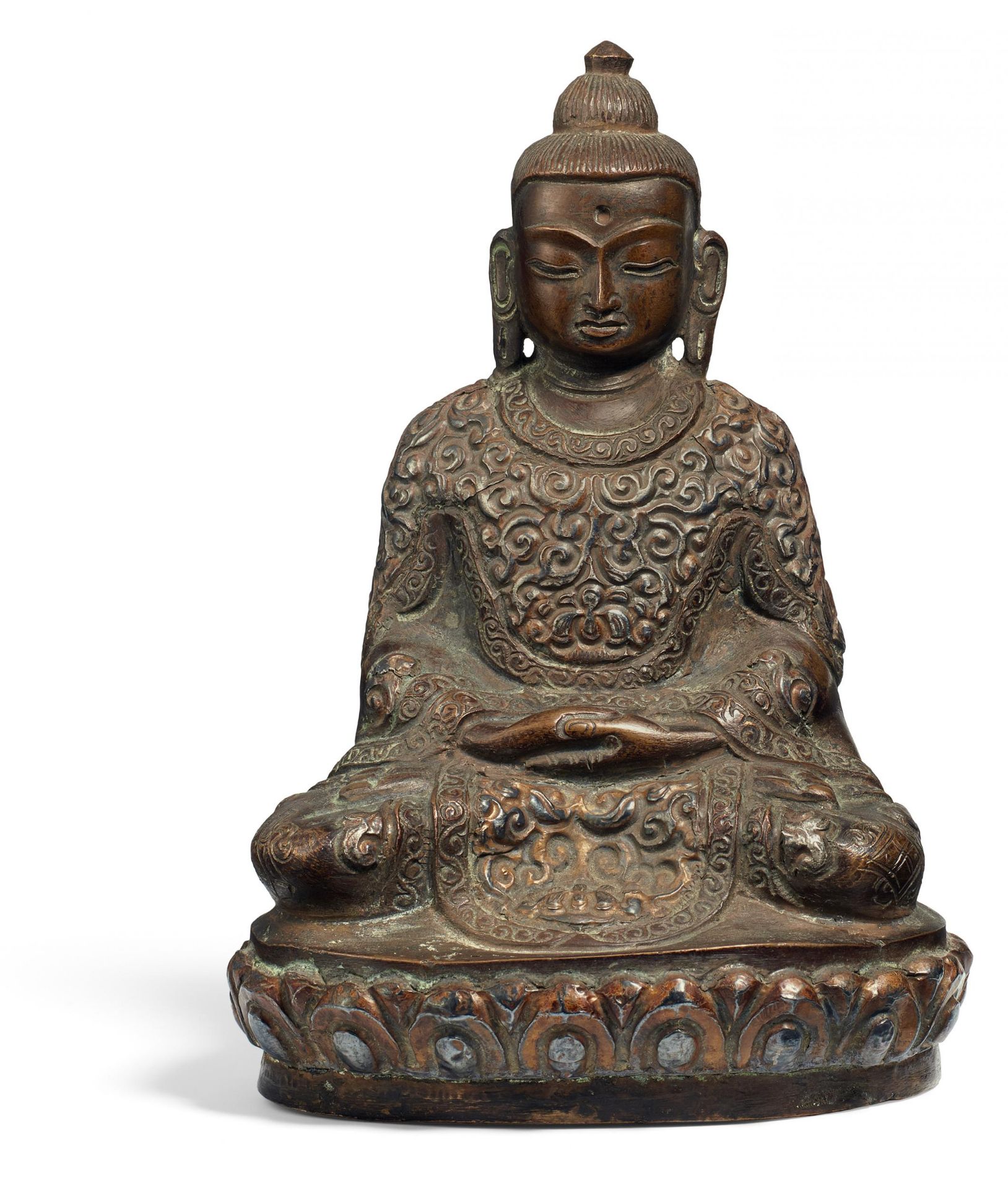 IMPORTANT BUDDHA IN ROYAL REGALIA. Sino-Tibetan. 18th/19th c. Copper bronze. The tendril pattern
