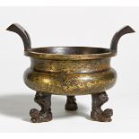 SENSER WITH HIGH HANDLES. China. Bronze with inlays. H.25cm, Ø 24cm. Condition B. Provenance: