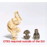 NETSUKE AND TWO OJIME. Japan. 19th c. a) Dancing man. Ivory. Flat form carving. H.5cm. Bez.: