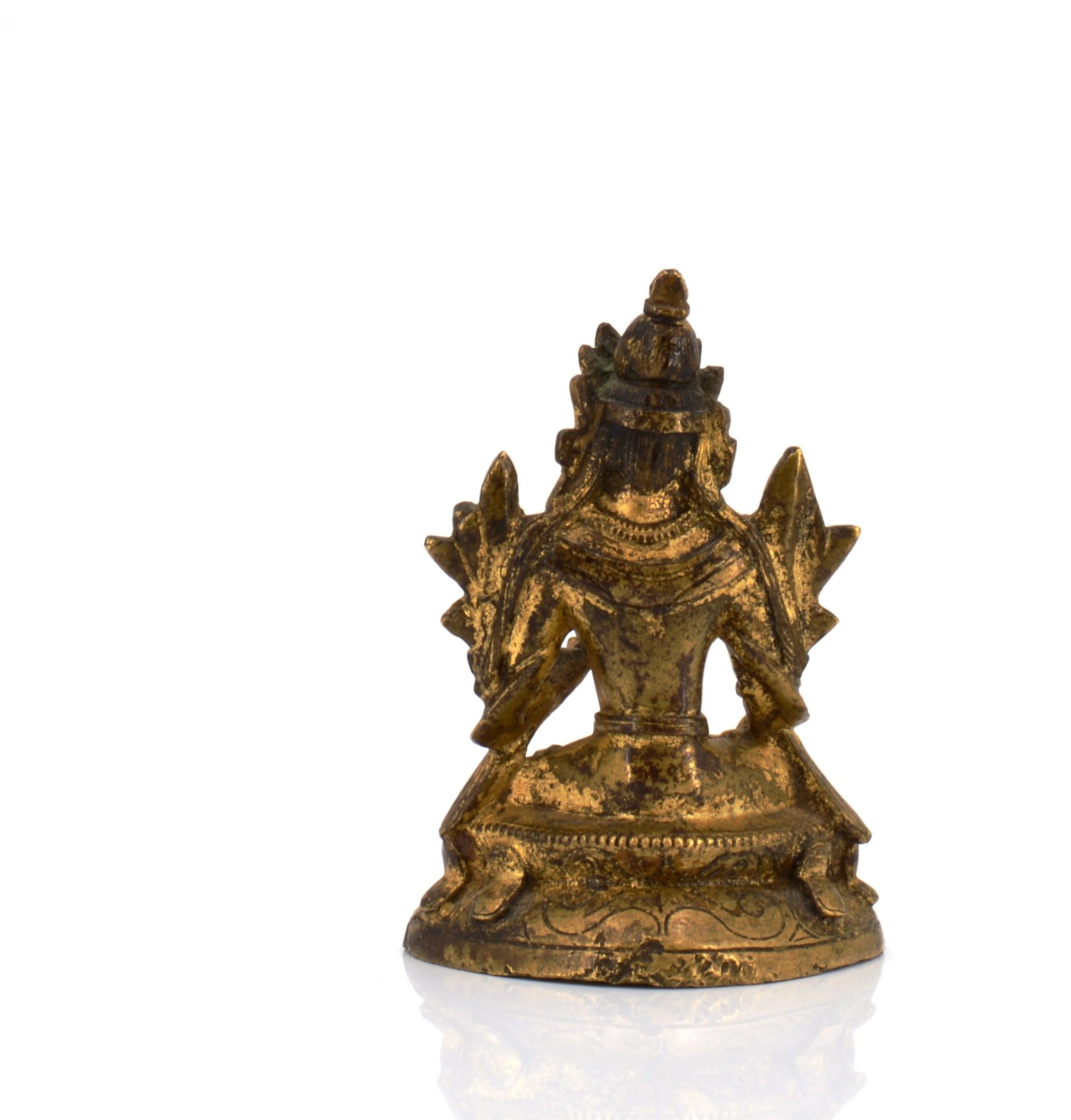 RARE DEPICTION OF SIDDHAIKAVIRA. Tibet. 18th c. Fire gilt old bronze. Base closed underneath prob. - Image 4 of 6