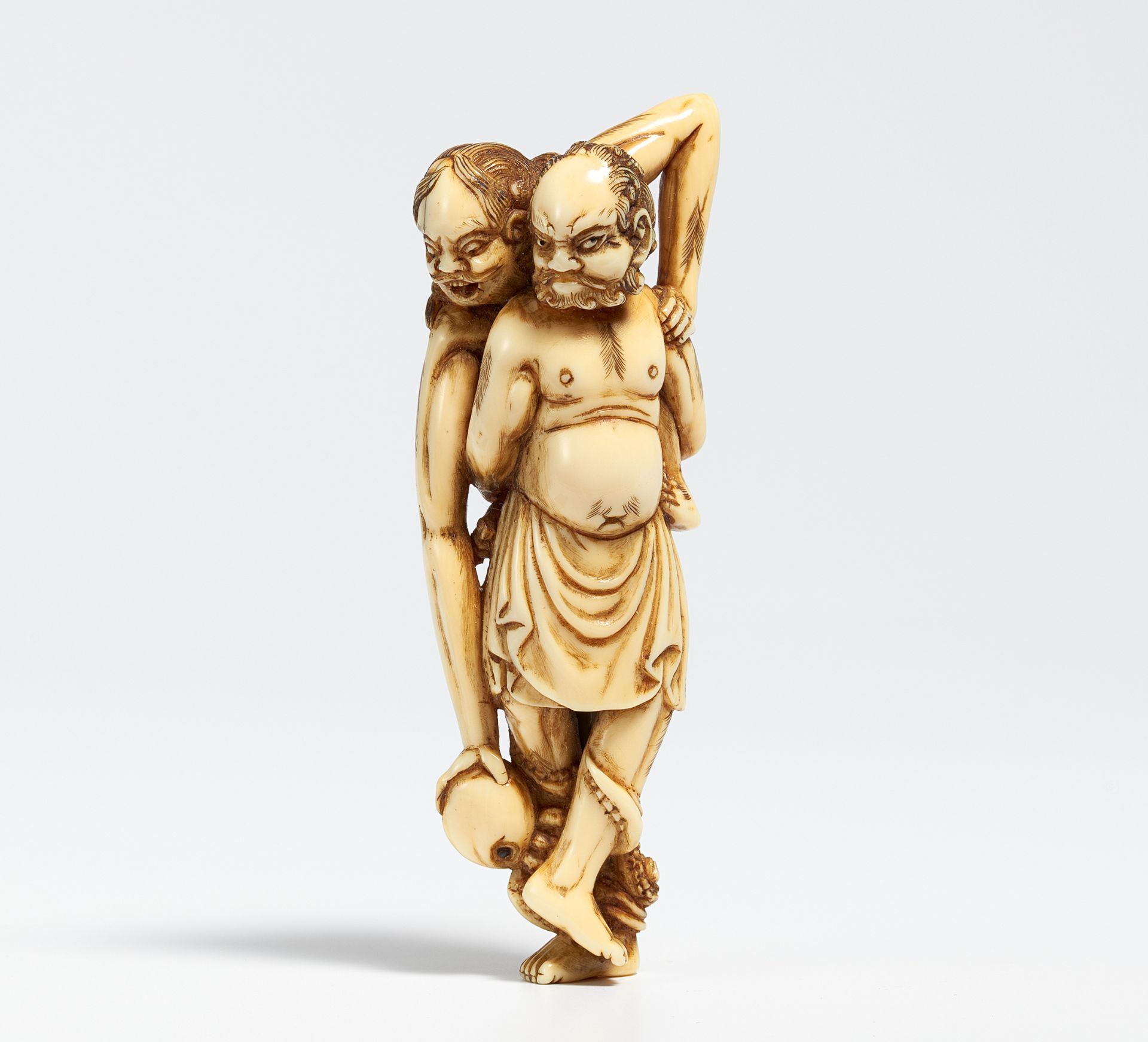 NETSUKE OF ASHINAGA AND TENAGA. Japan. 18th c. Ivory, on the back with amber yellow patina. Eyes - Bild 2 aus 2