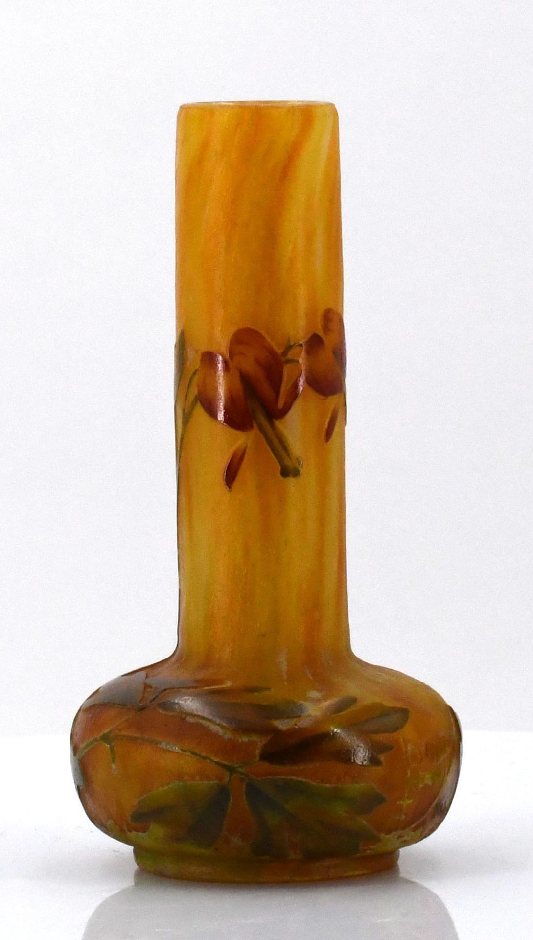 Vase mit "Tränenden Herzen" - Image 3 of 7