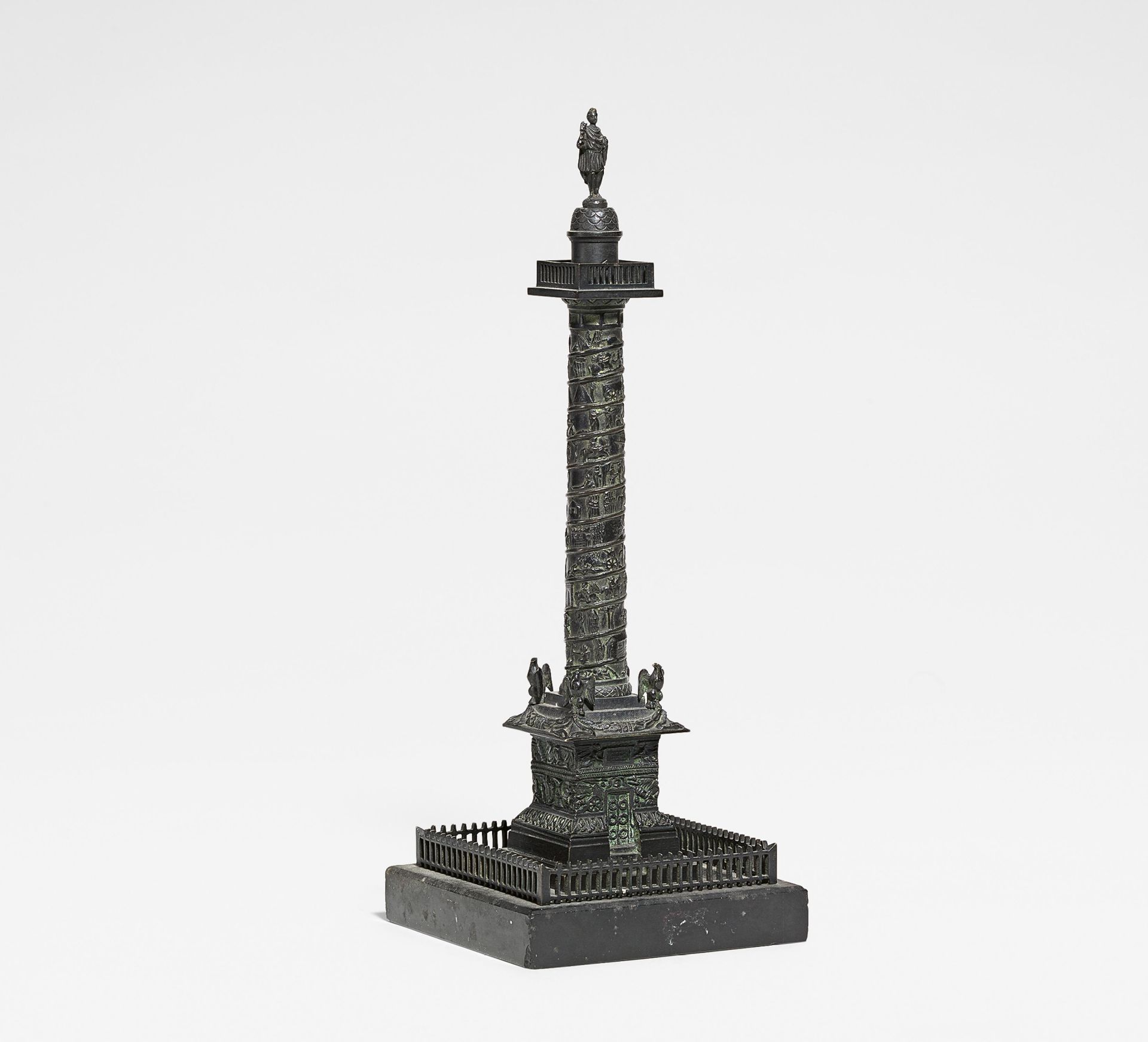 Vendôm-Säule mit Napoleon als Feldherrn