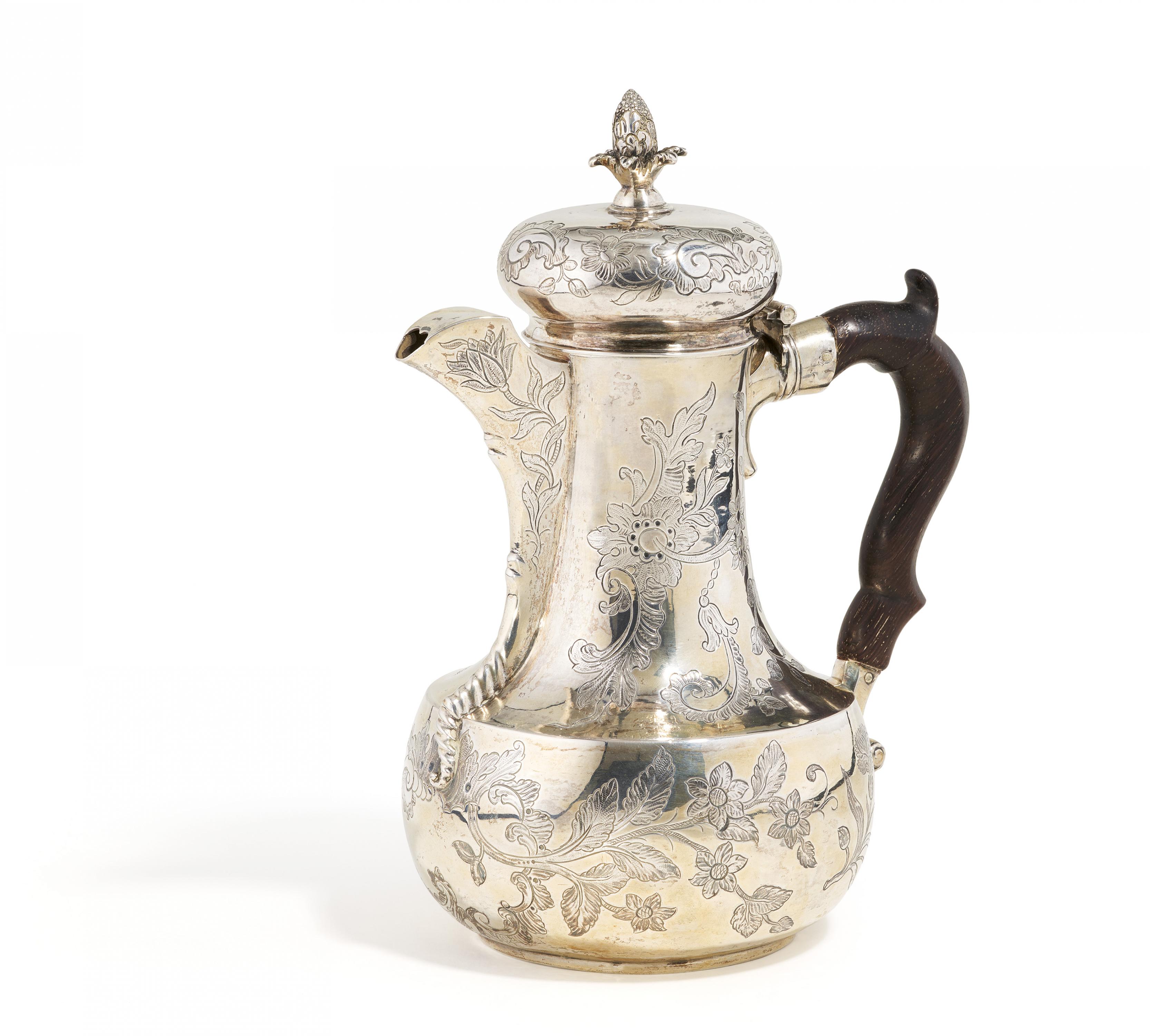 SILVER COFFEE POT, SO CALLED "TÜRKENKOPFKANNE" WITH FINE FLOWER TENDRILS