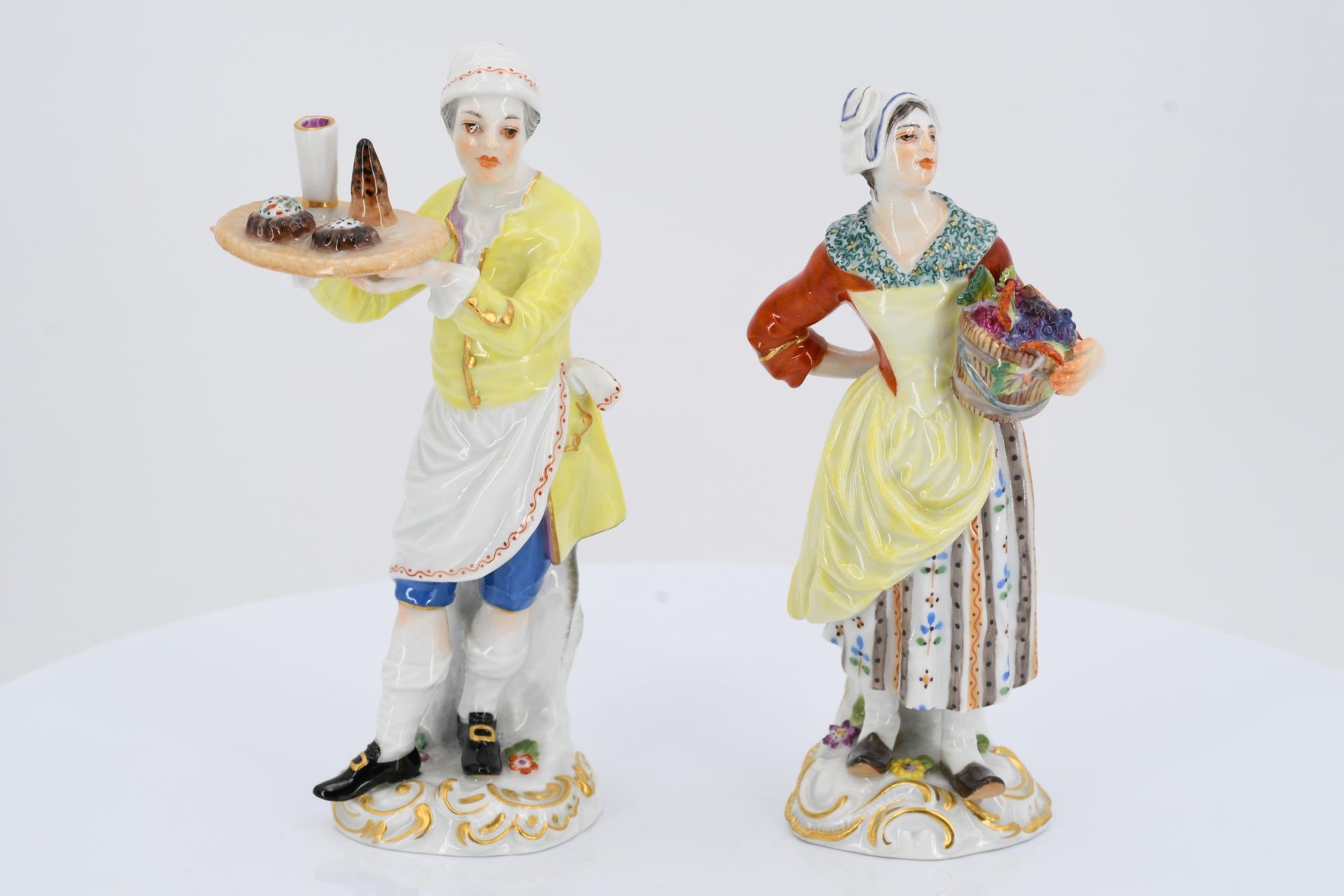 12 porcelain figurines from a series "Cris de Paris" - Image 7 of 27