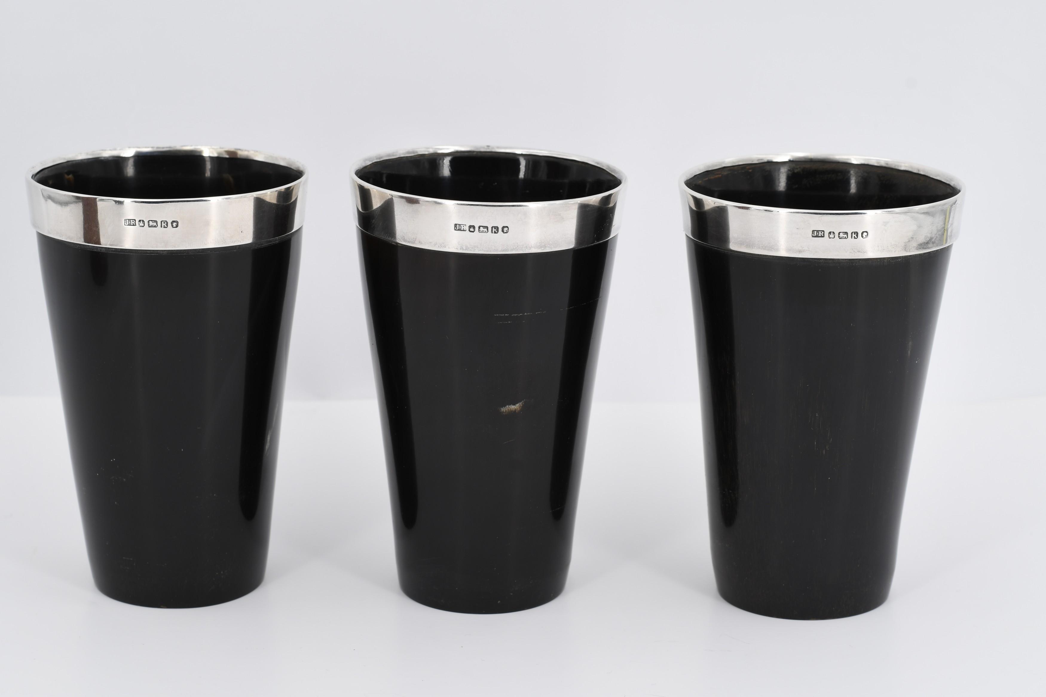 Set of six Victoria horn tumblers with silver mount and glass bottom - Image 4 of 7