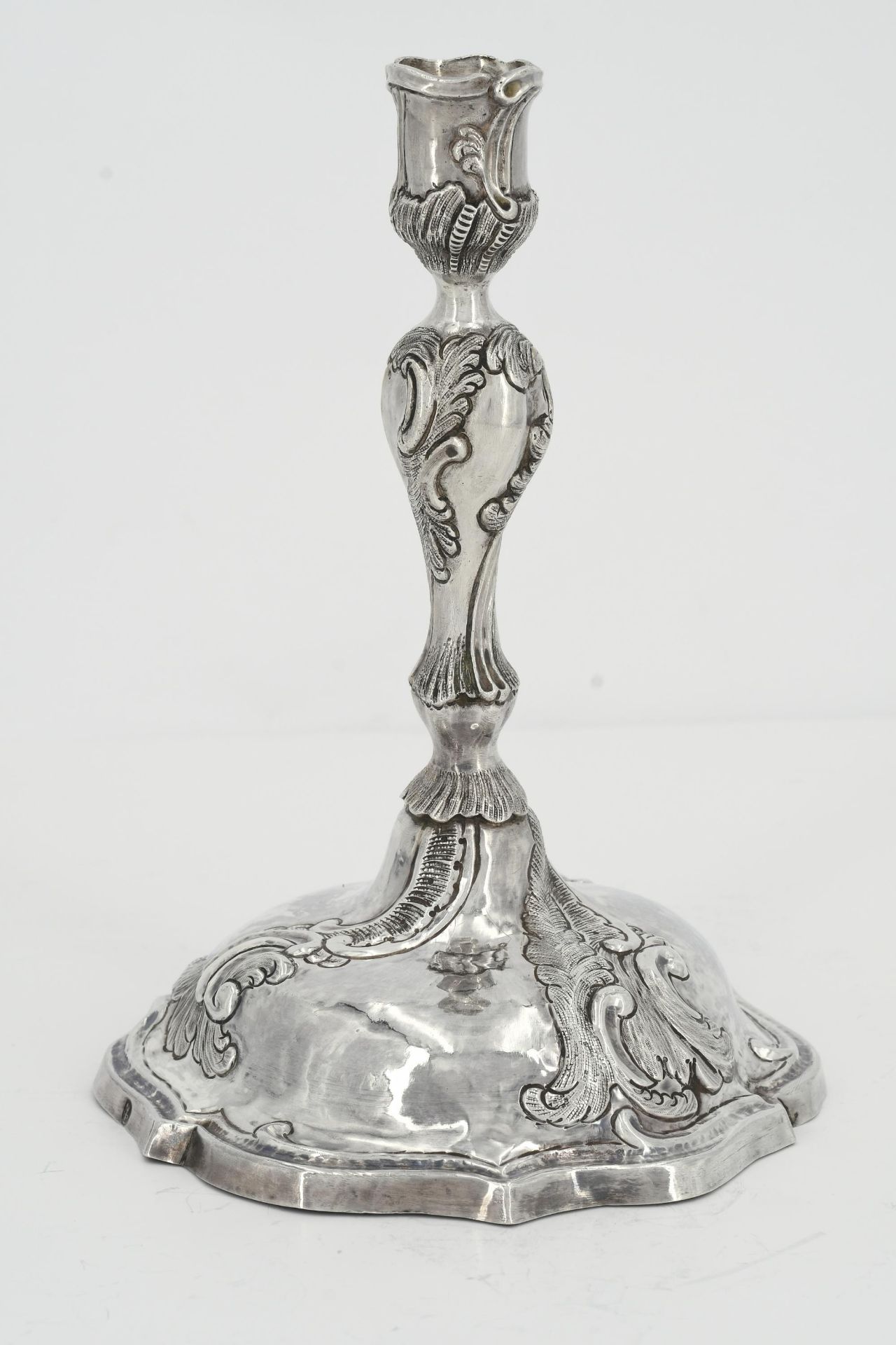 Rococo silver candlestick - Image 3 of 7