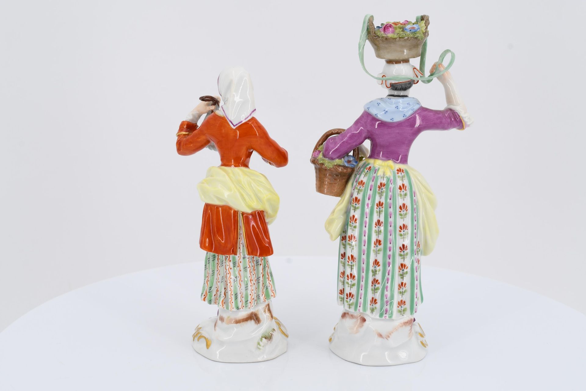 12 porcelain figurines from a series "Cris de Paris" - Image 14 of 27