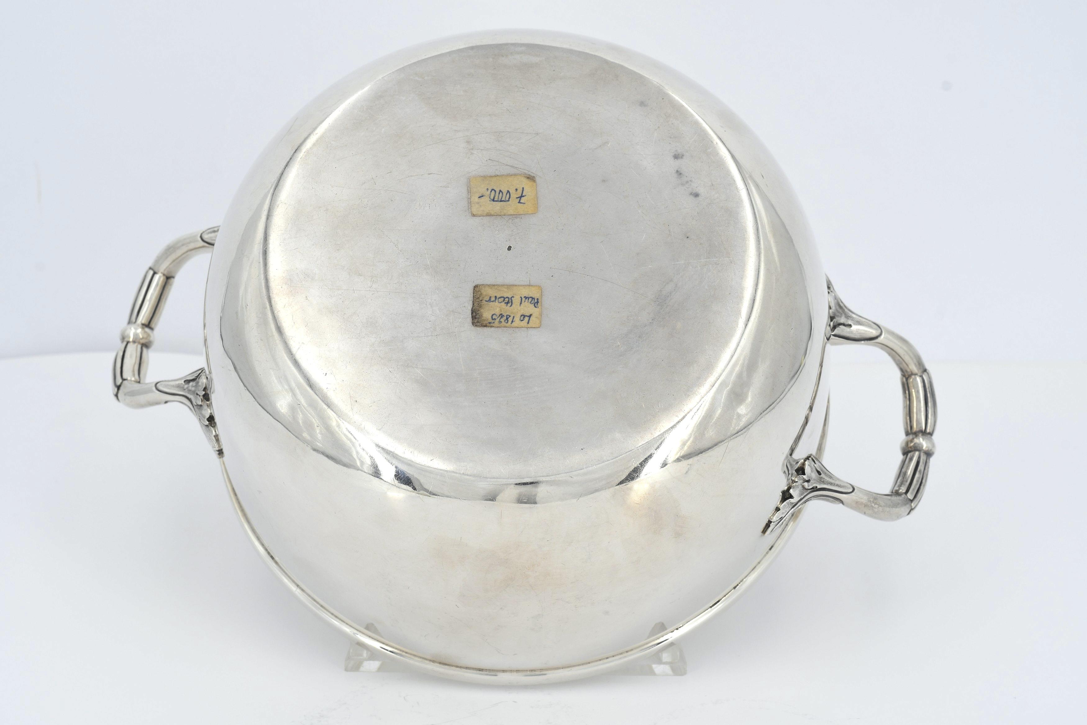 George III silver serving bowl with insert - Image 3 of 7