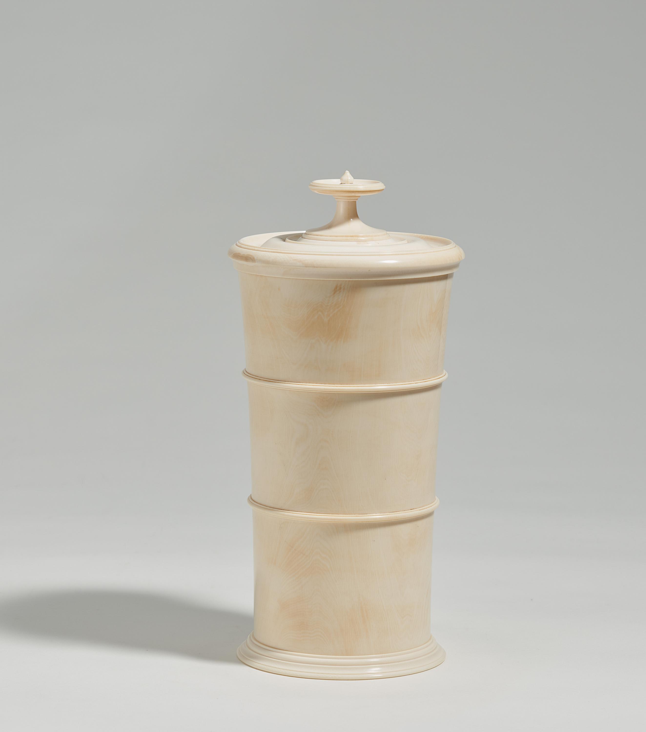 Lidded ivory chalice - Image 5 of 7