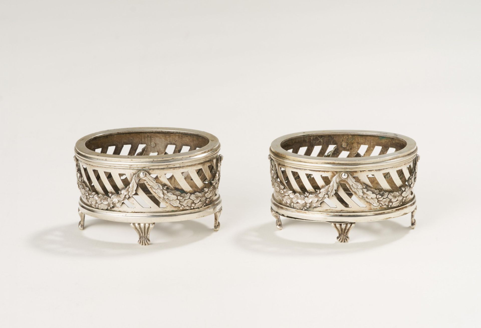 PAIR OF SILVER SALT BOWLS FROM THE LANDSBERG-VELEN SERVICE - Image 2 of 7