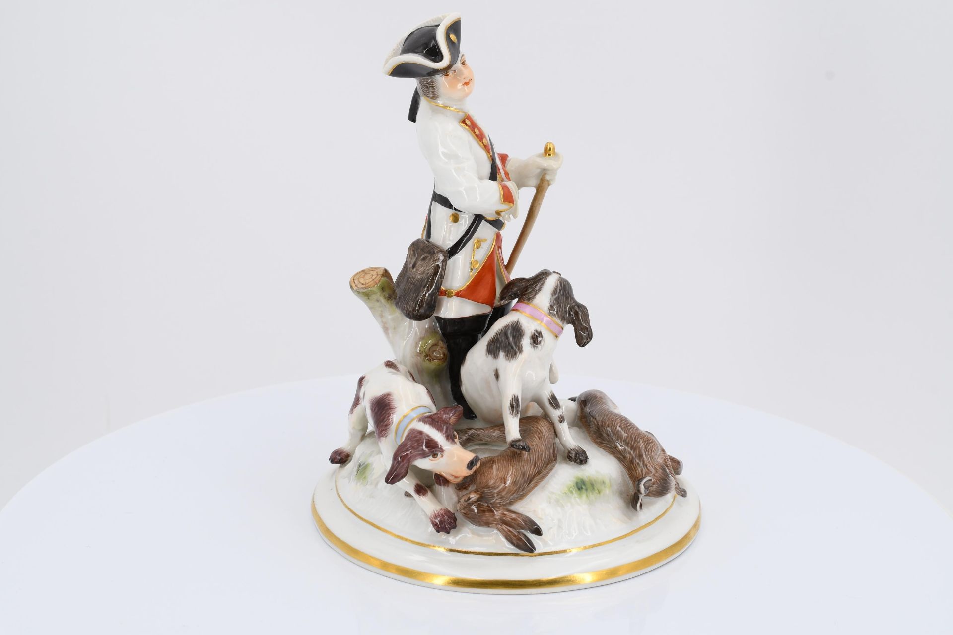 Porcelain ensemble of hunter with slain rabbit - Image 5 of 6