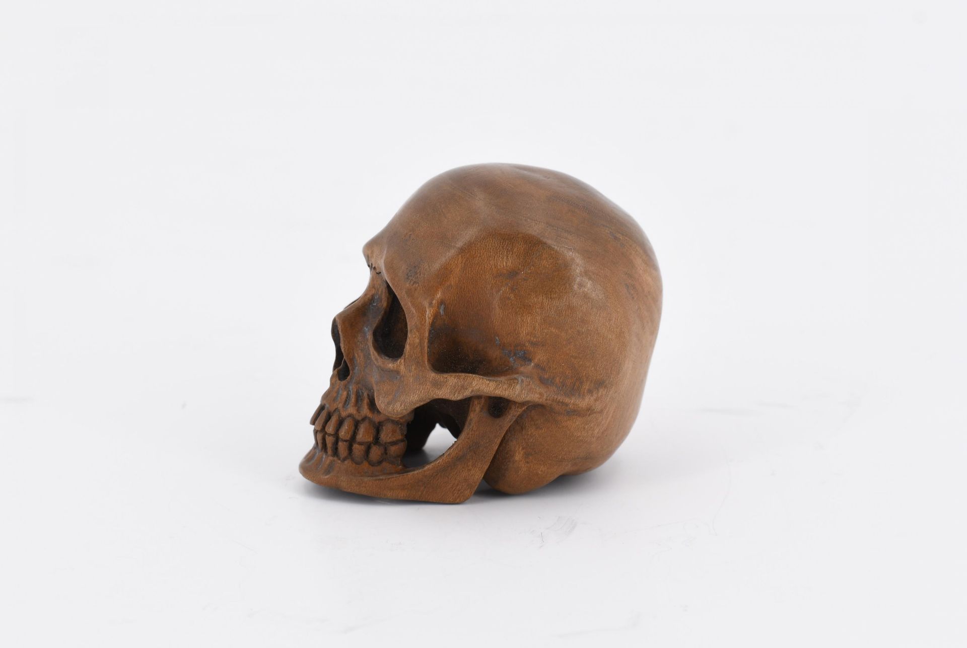 Small wooden skull - Image 3 of 6