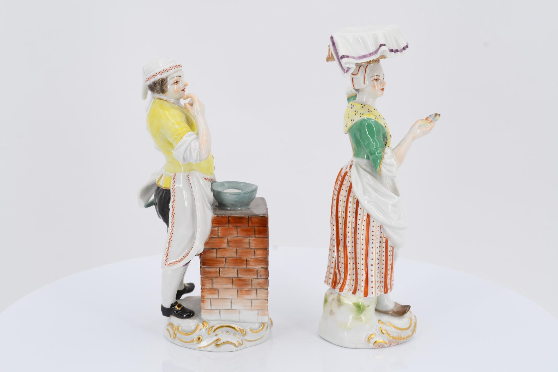 12 porcelain figurines from a series "Cris de Paris" - Image 5 of 27