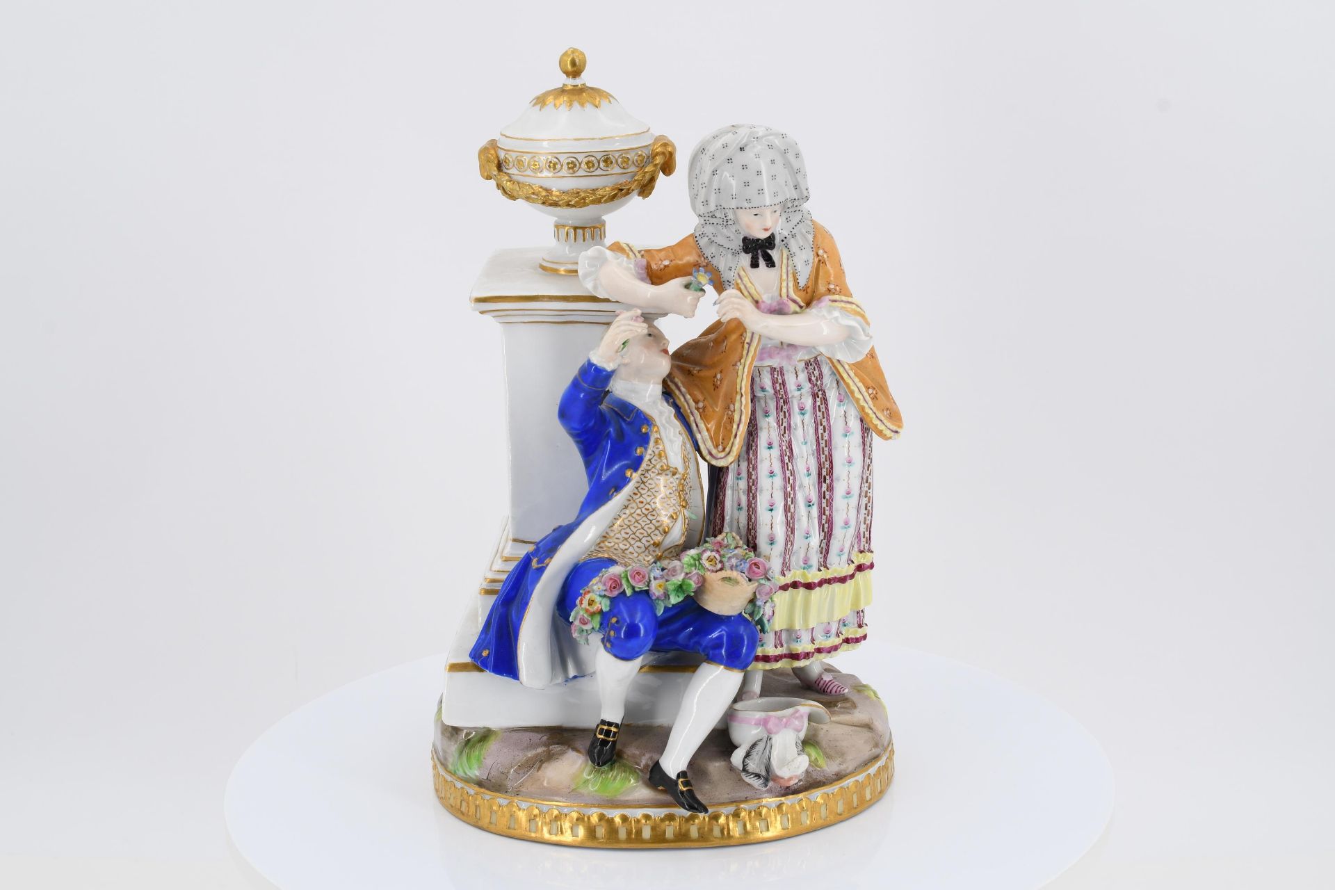 Porcelain ensemble "The love trial" - Image 2 of 6