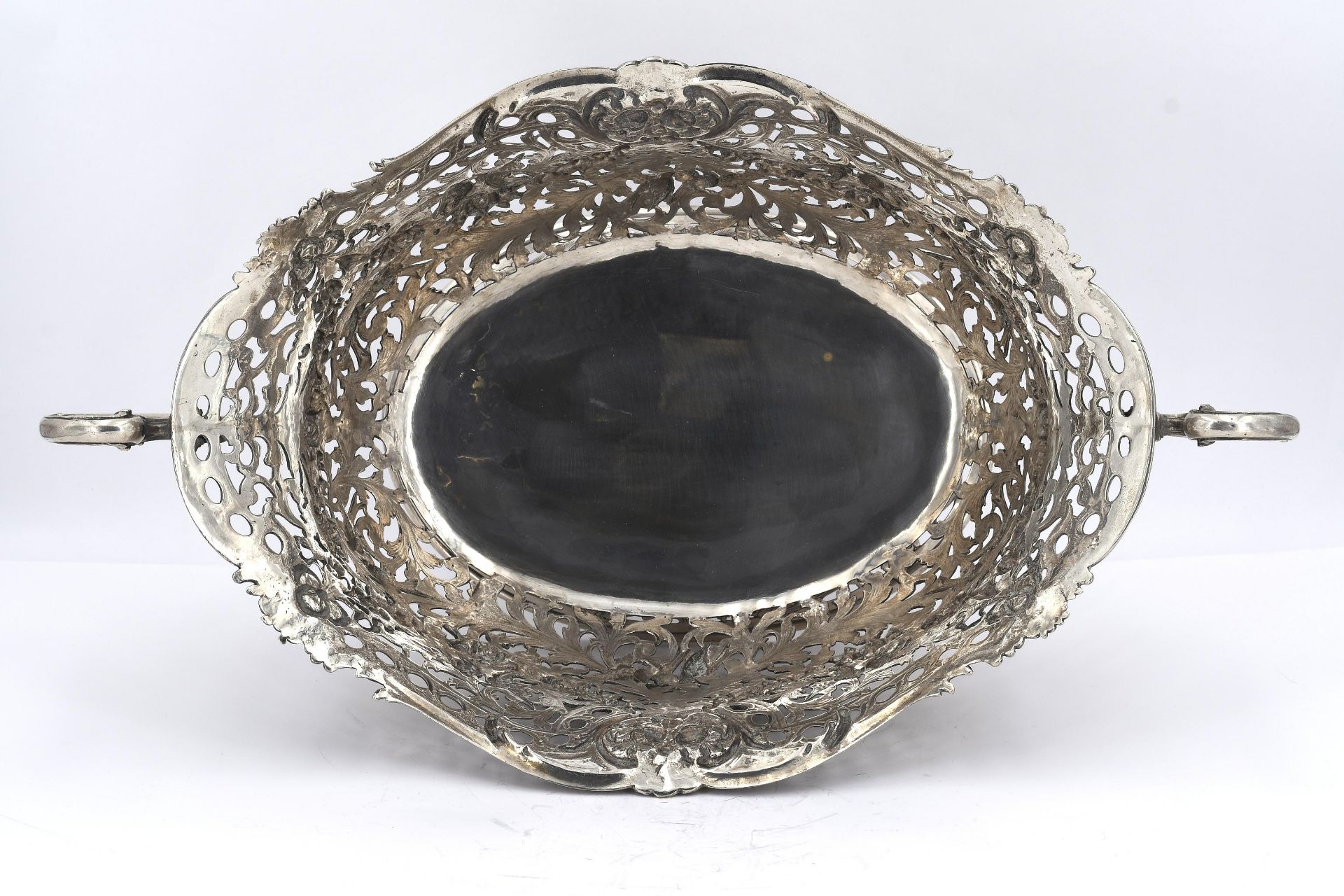 Pair of magnificent large silver bowls with garlands and birds of paradise - Image 19 of 21