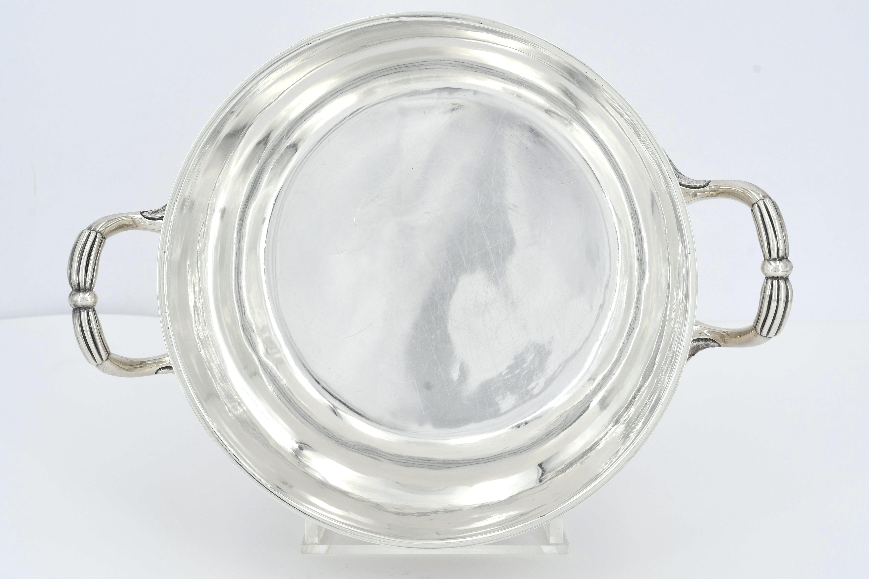 George III silver serving bowl with insert - Image 2 of 7