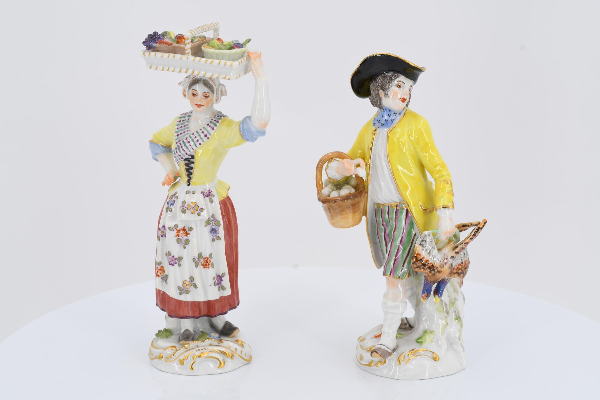 12 porcelain figurines from a series "Cris de Paris" - Image 27 of 27