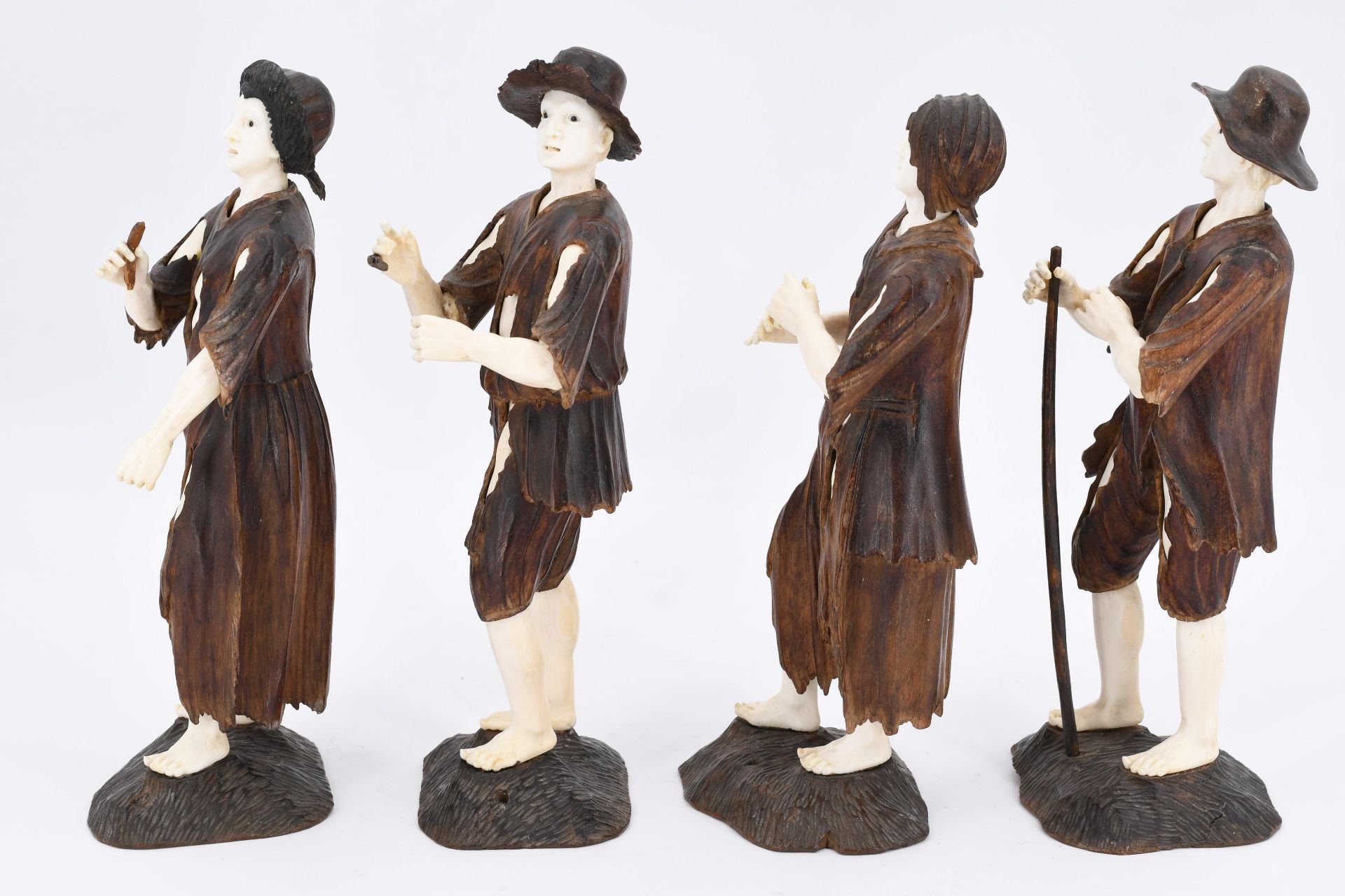 Four limewood and ivory beggar figurines - Image 3 of 6
