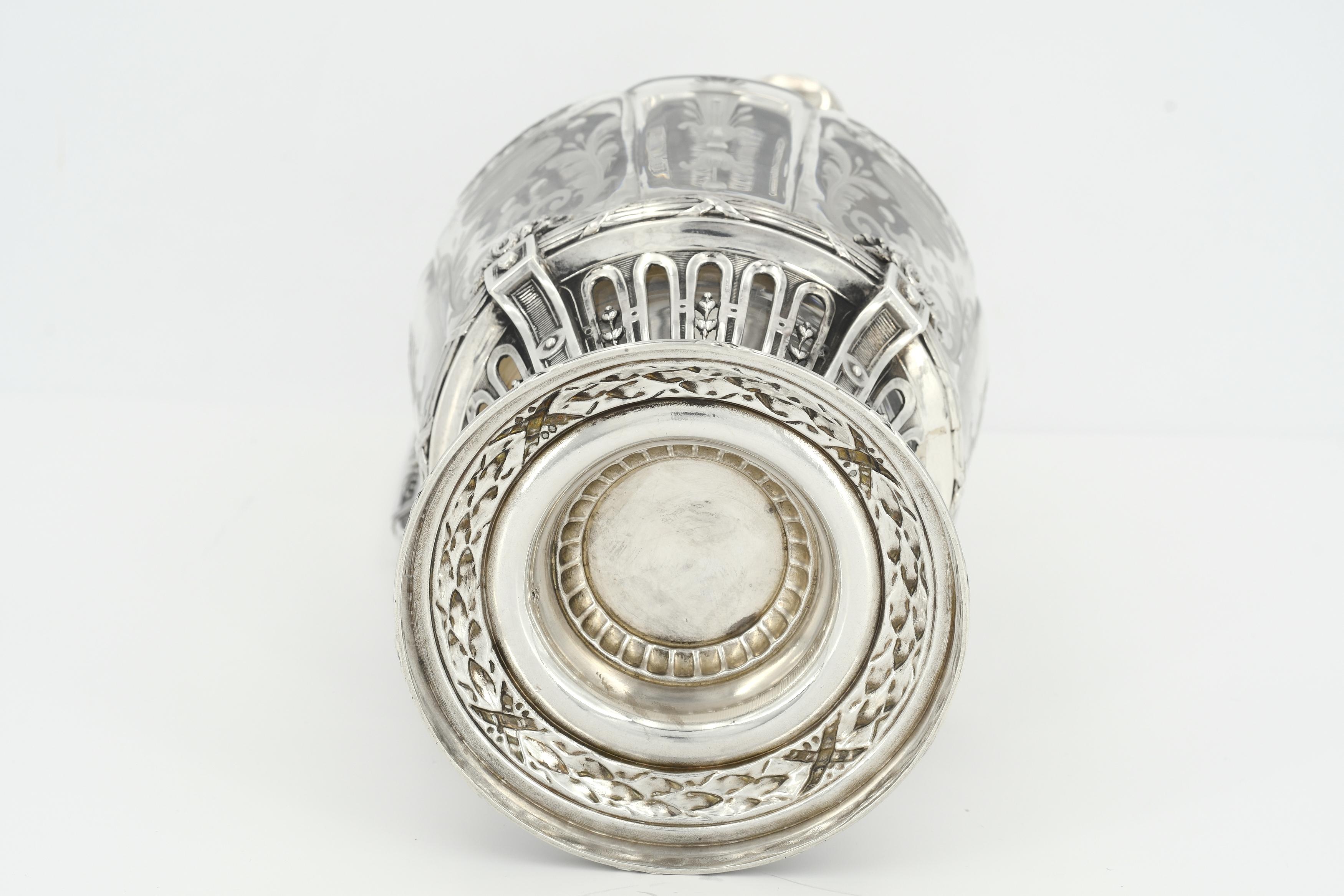 Silver and glass carafe with flower knob and laurel décor - Image 7 of 7