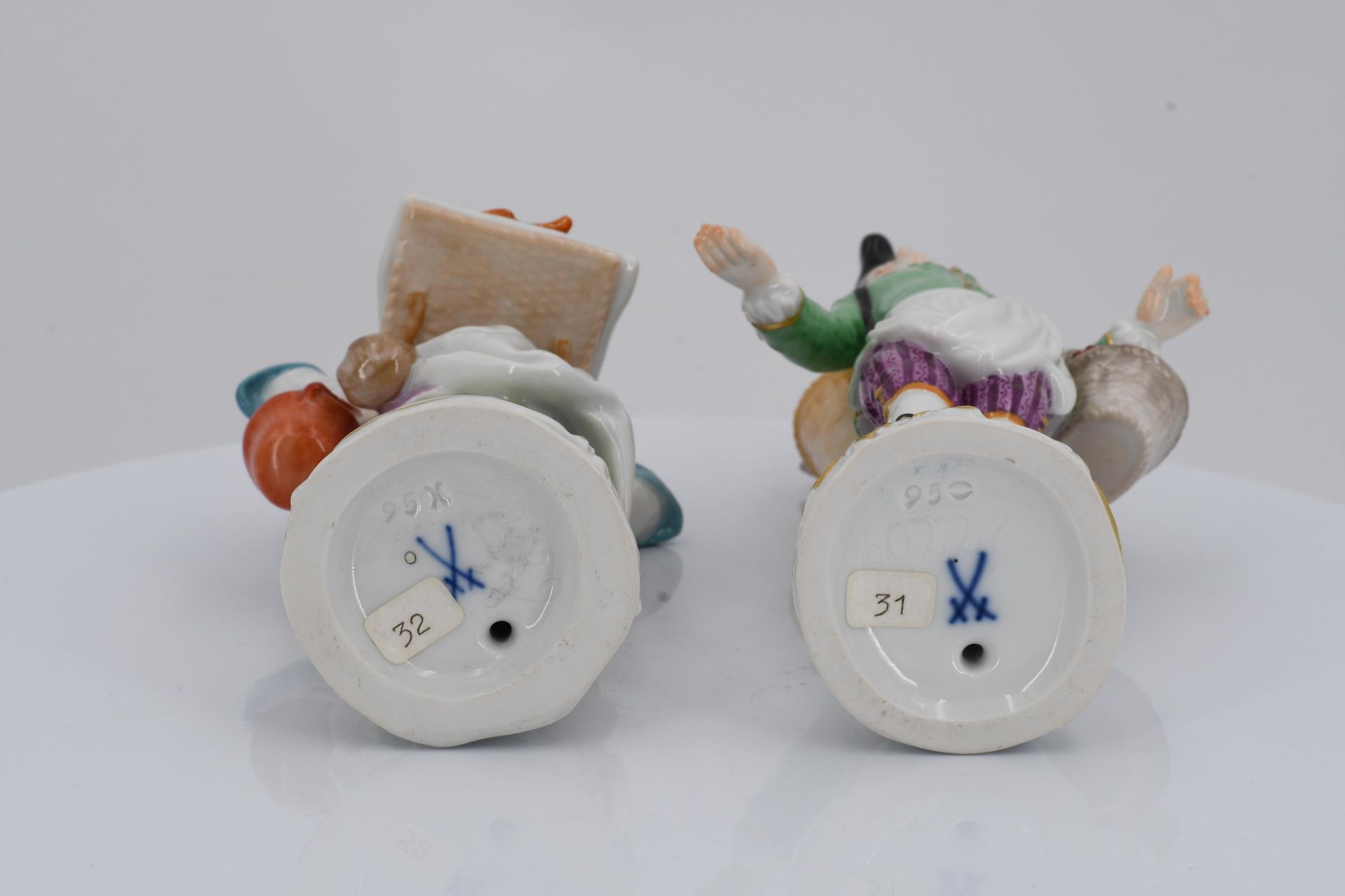 12 porcelain figurines from a series "Cris de Paris" - Image 26 of 27