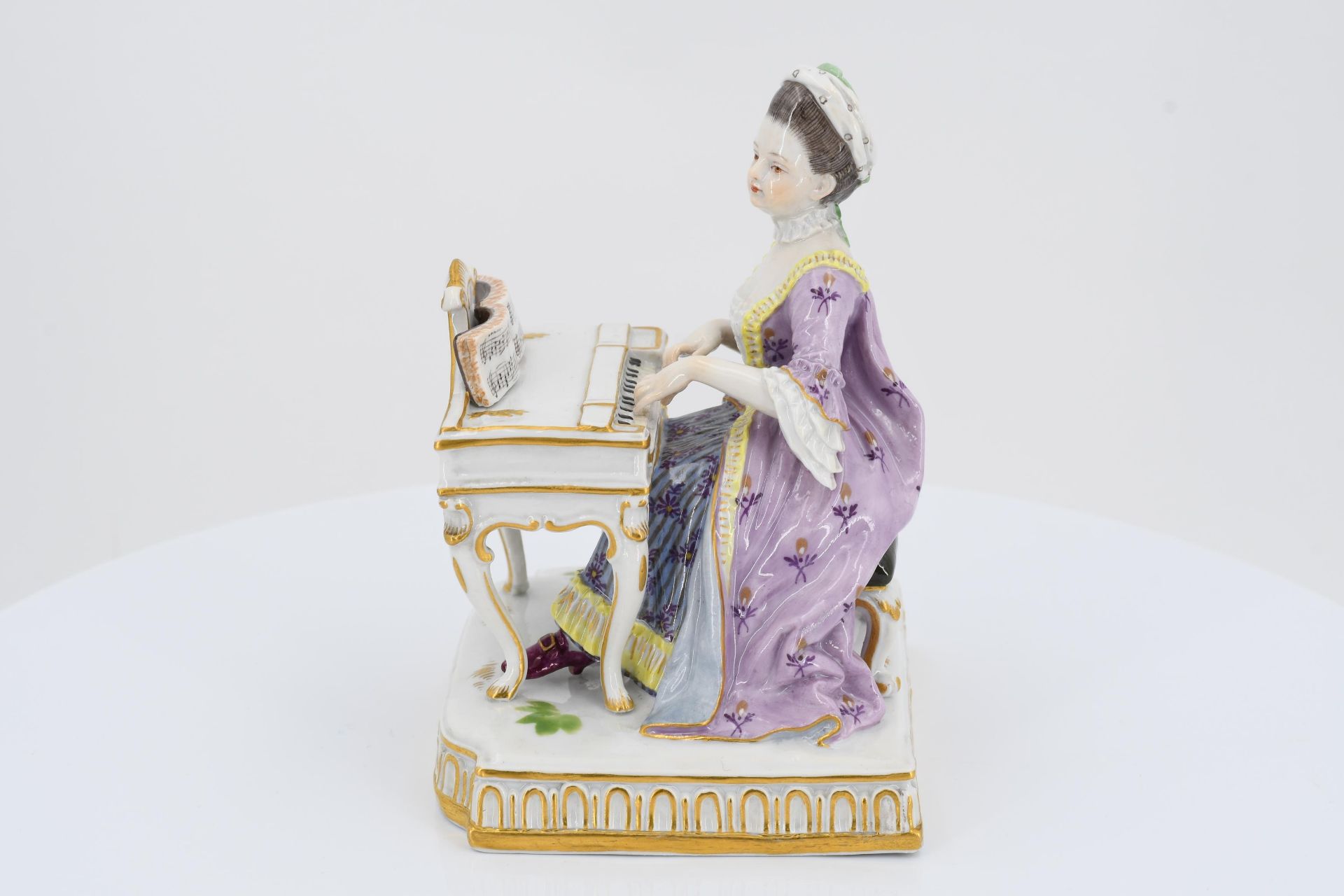 Porcelain figurines "The five senses" - Image 8 of 26