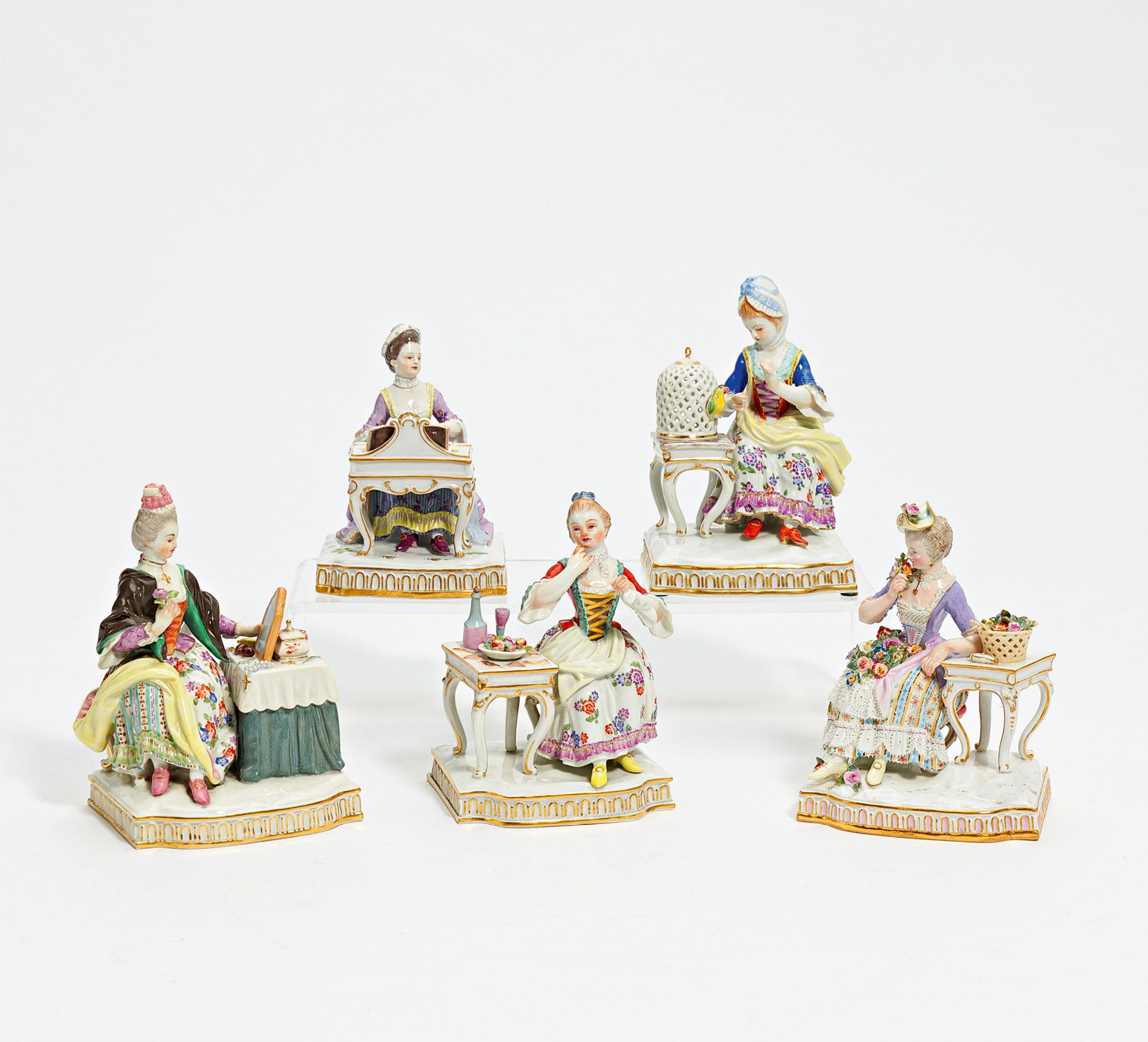 Porcelain figurines "The five senses"