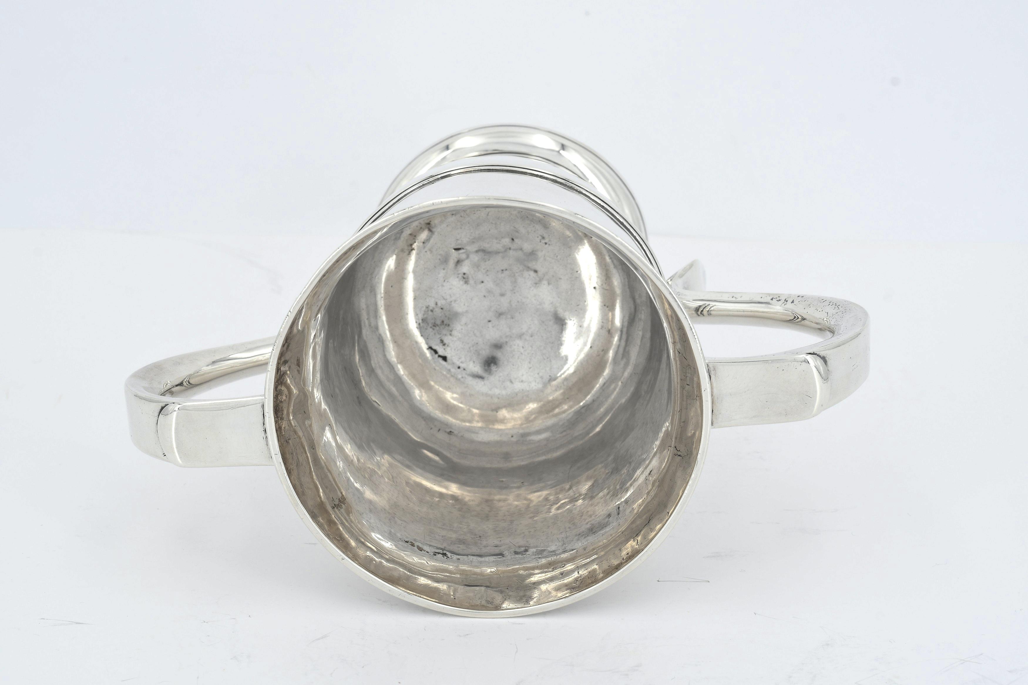 George III silver double-handled beaker with monogram - Image 6 of 7