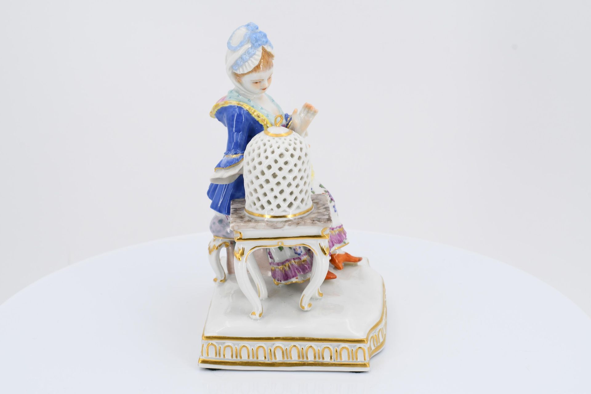 Porcelain figurines "The five senses" - Image 20 of 26