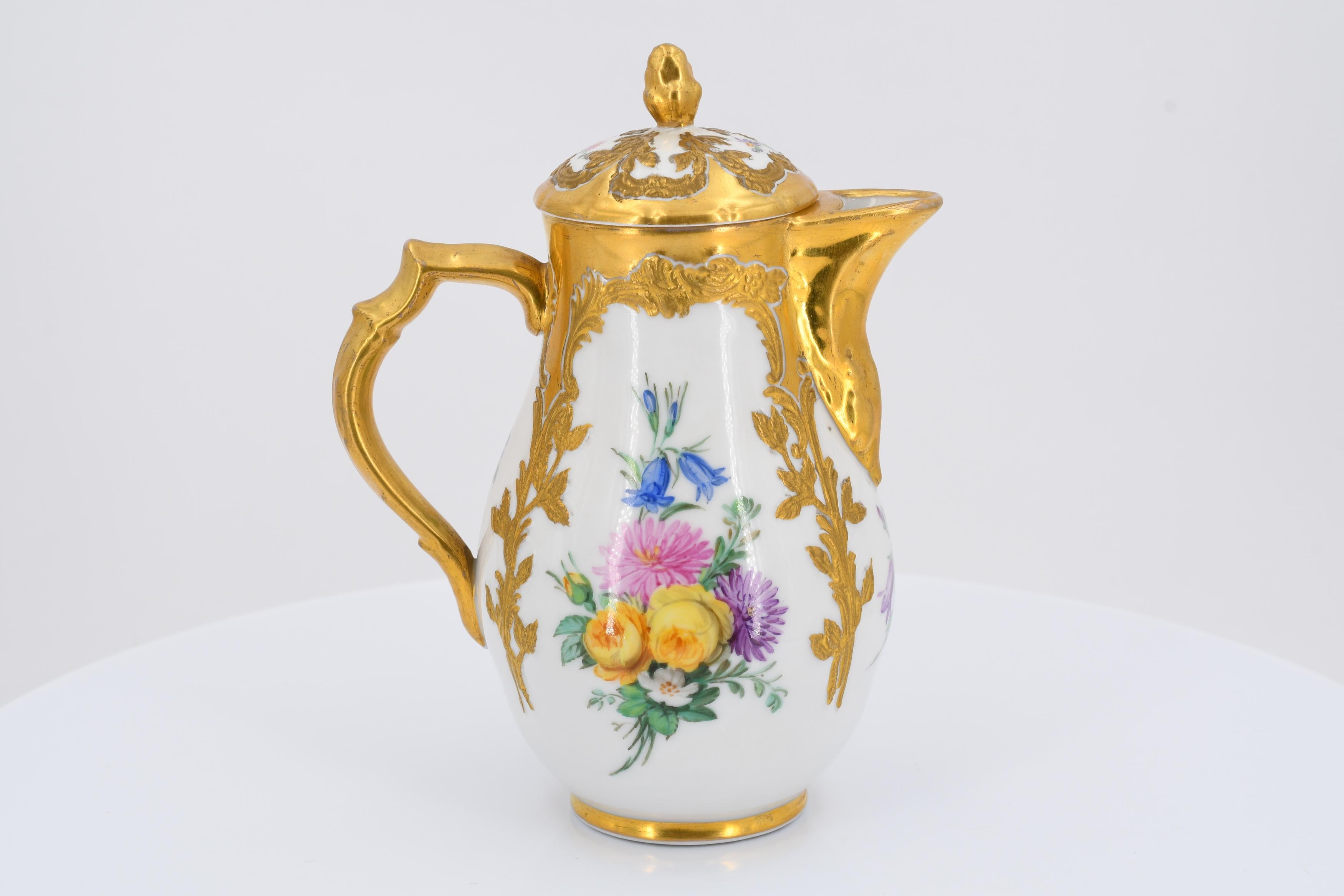 Magnificent procelain coffee and tea service with lavish flower decor - Image 14 of 27