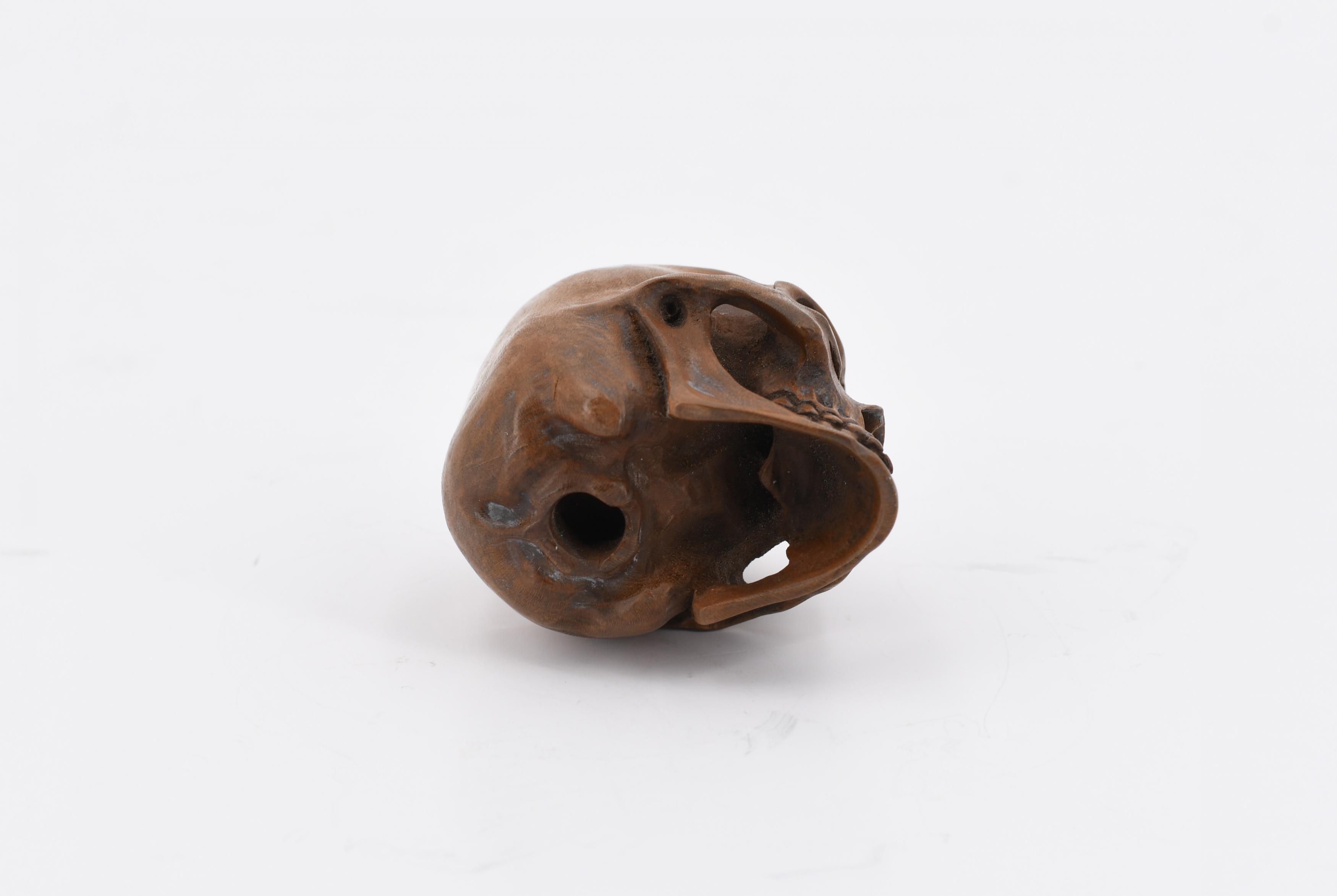Small wooden skull - Image 6 of 6