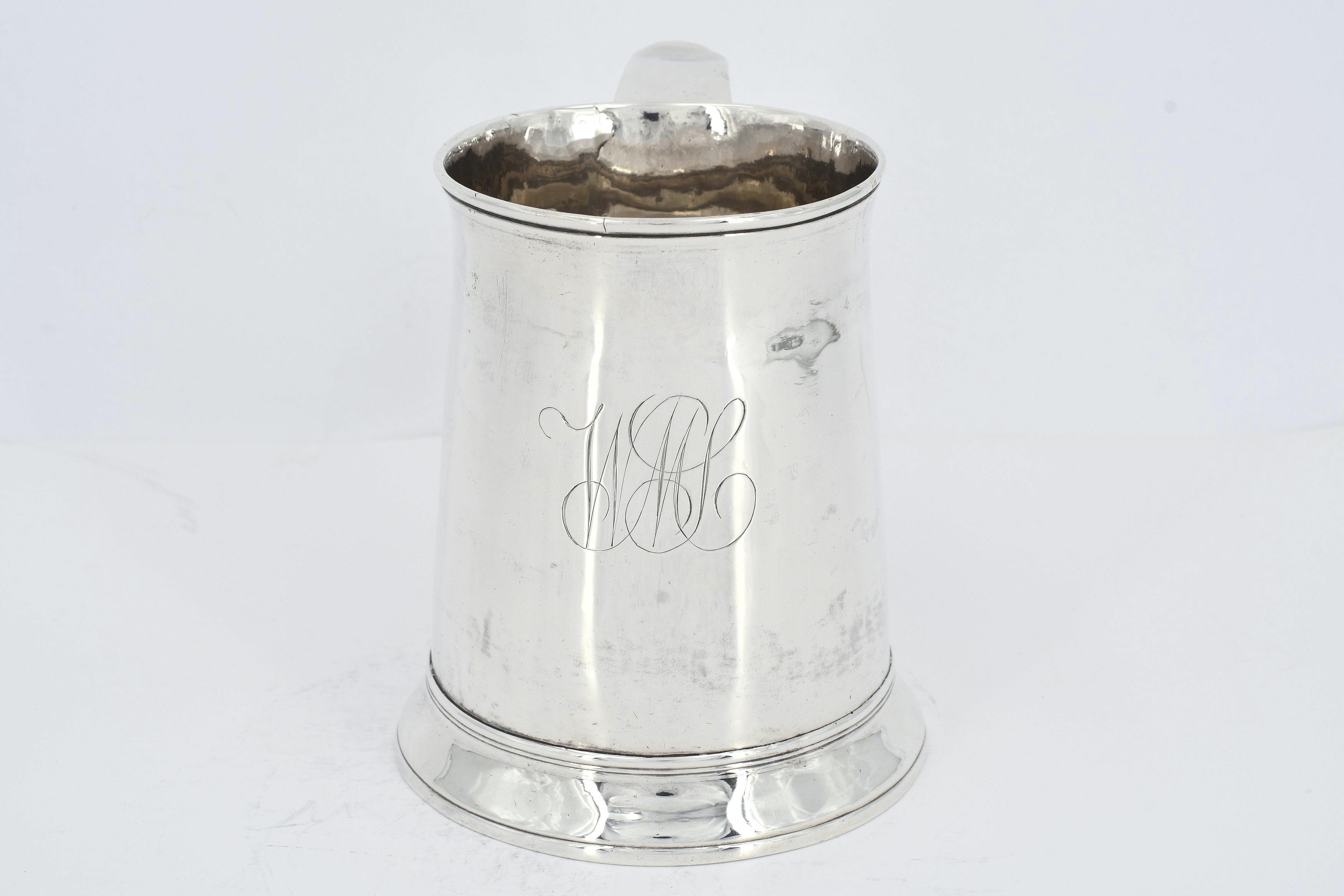 Large and smaller George III silver mug - Image 3 of 13