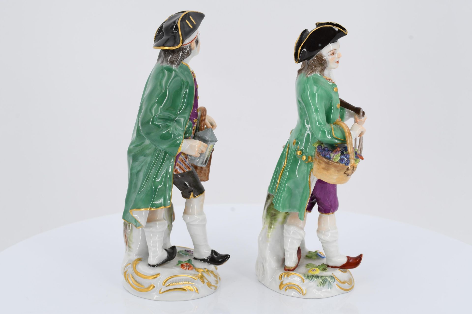 12 porcelain figurines from a series "Cris de Paris" - Image 20 of 27