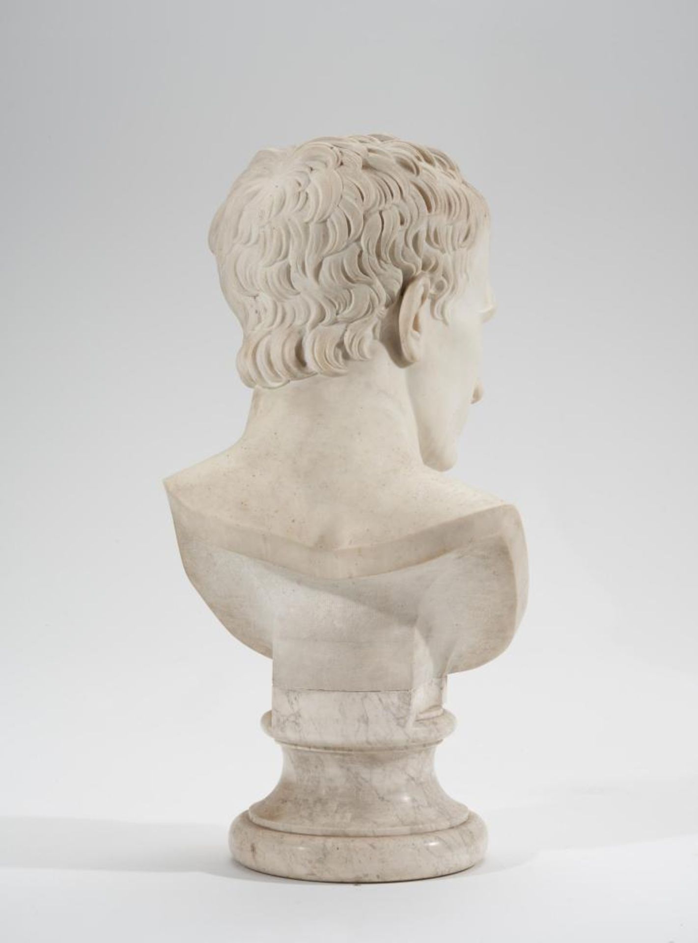 Monumental white marble bust Napoleon I. Bonaparte as Mars Pacificus - Image 5 of 6