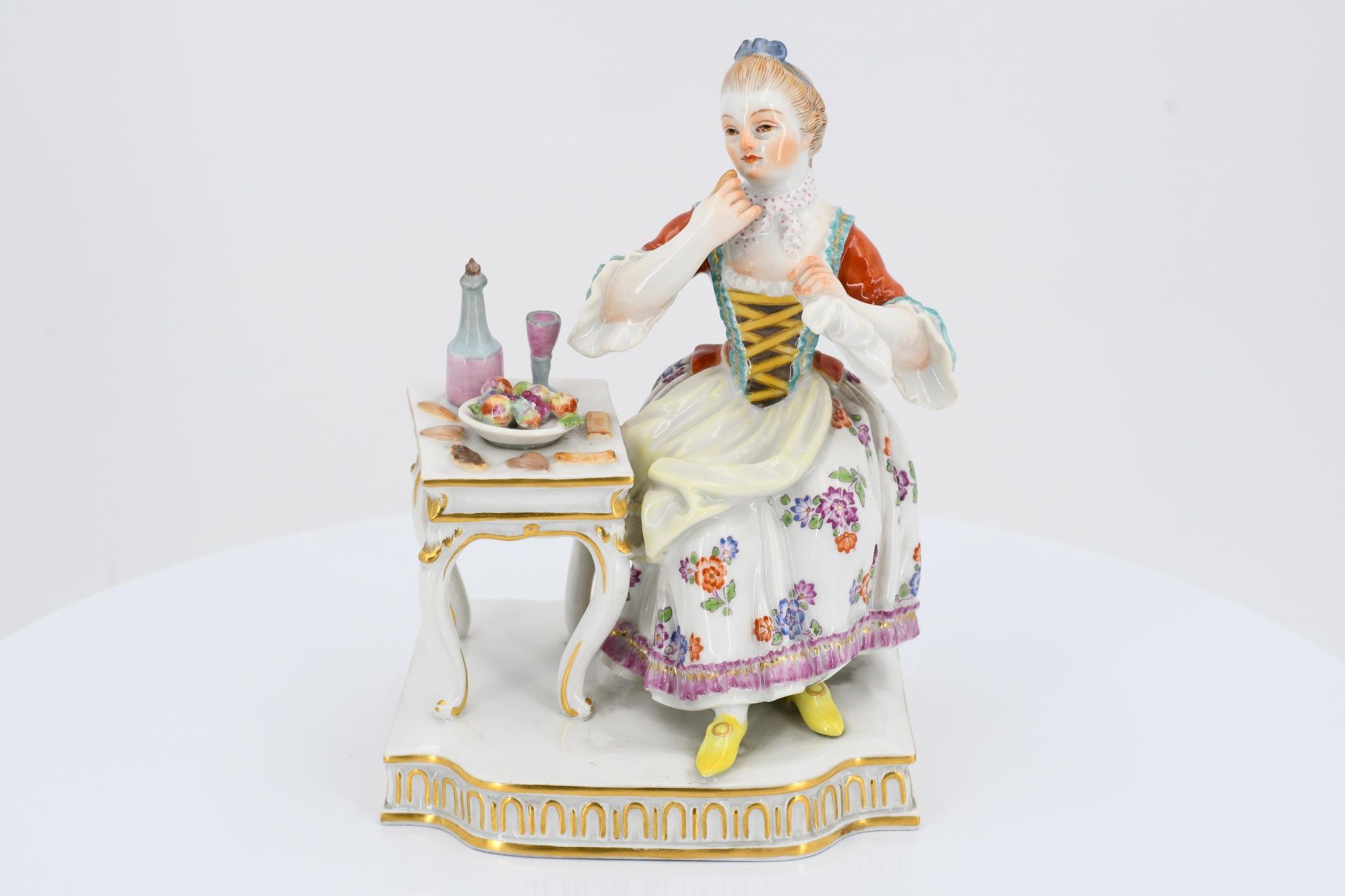 Porcelain figurines "The five senses" - Image 12 of 26