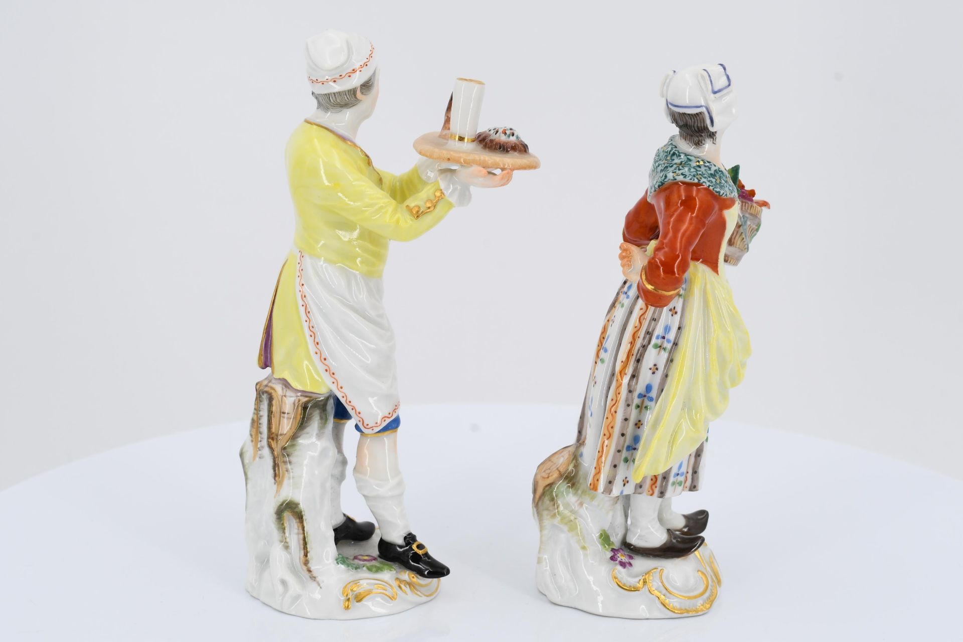 12 porcelain figurines from a series "Cris de Paris" - Image 10 of 27