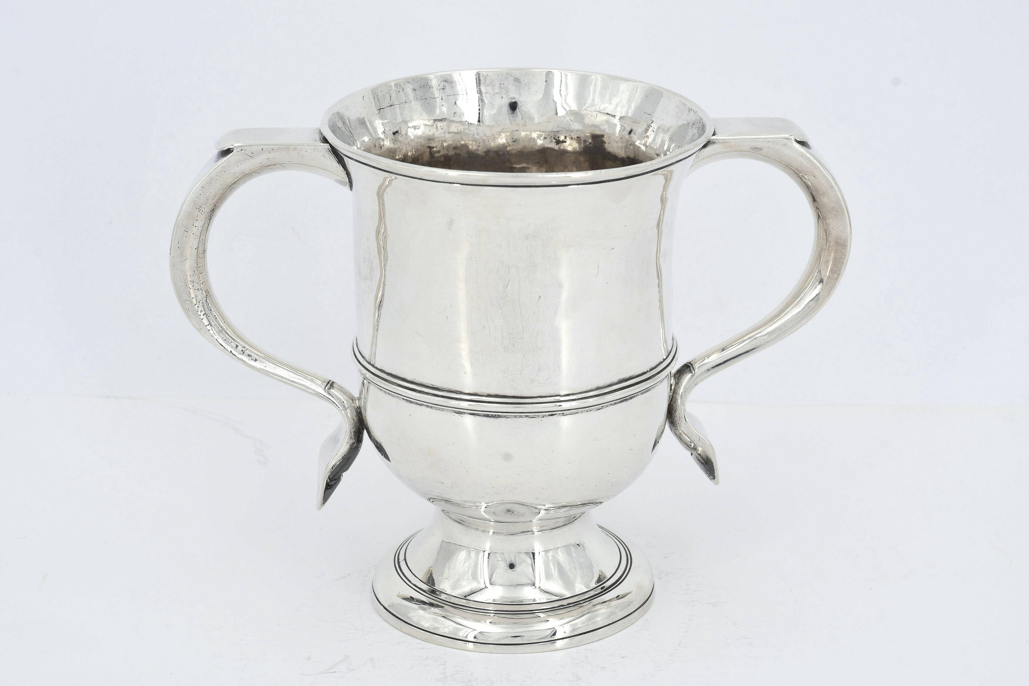 George III silver double-handled beaker with monogram - Image 4 of 7