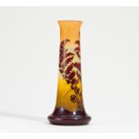 Vase mit Farndekor