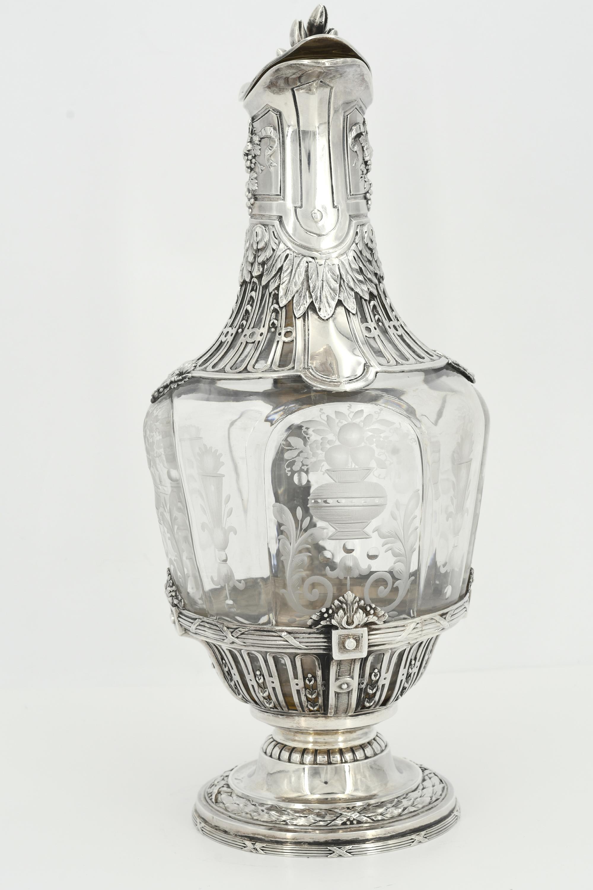 Silver and glass carafe with flower knob and laurel décor - Image 5 of 7