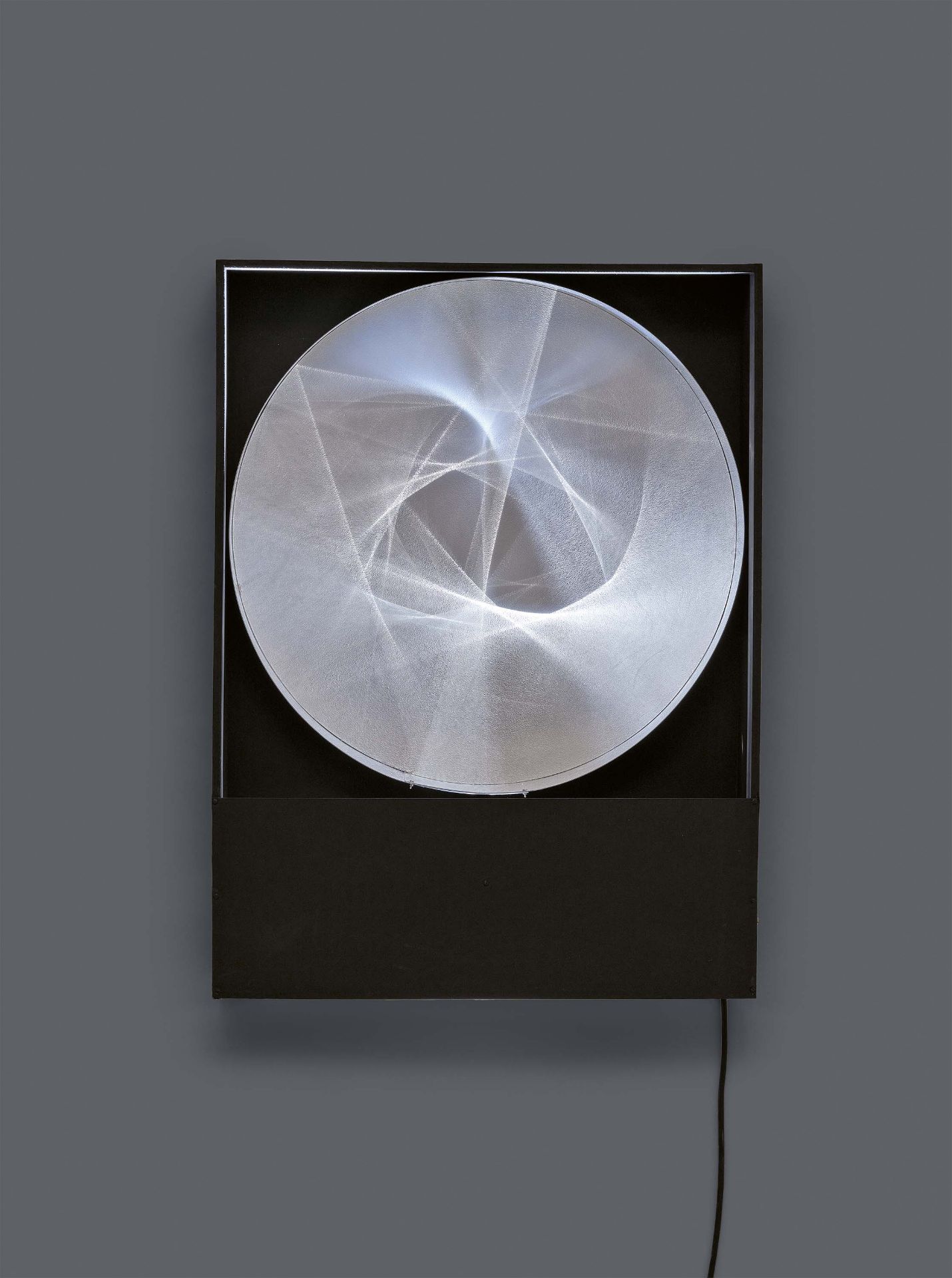 Julio Le Parc: Continuel Lumière Cylindre - Image 2 of 4