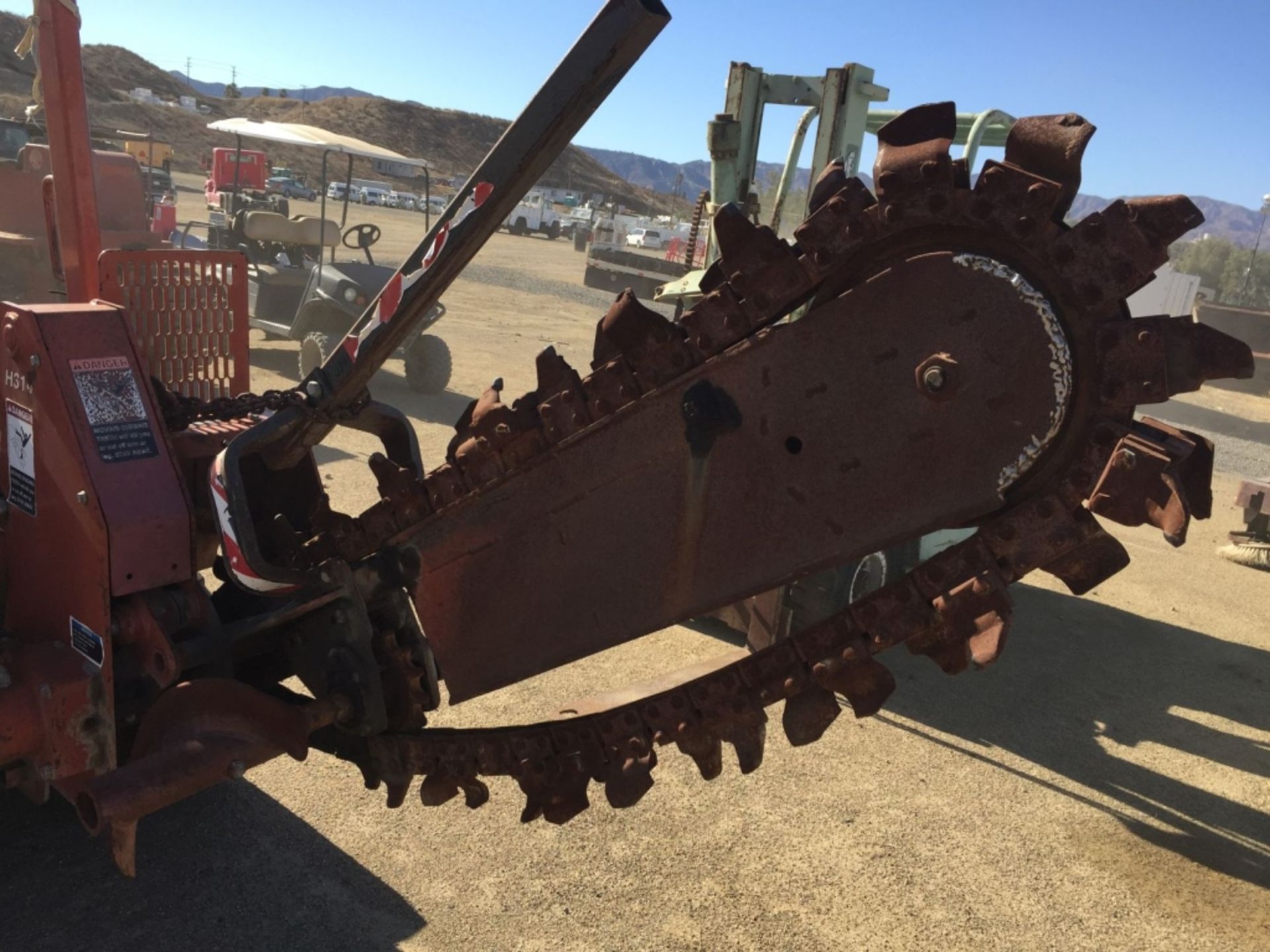 2002 Ditch Witch 3700DD Off Set Trencher, - Image 16 of 24