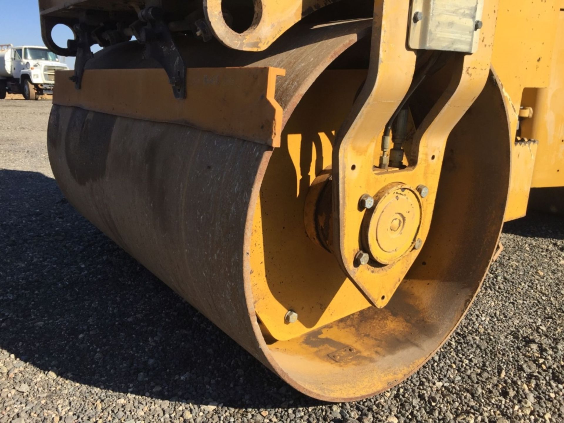 2014 Caterpillar CB34B Vibratory Tandem Roller, - Image 16 of 28