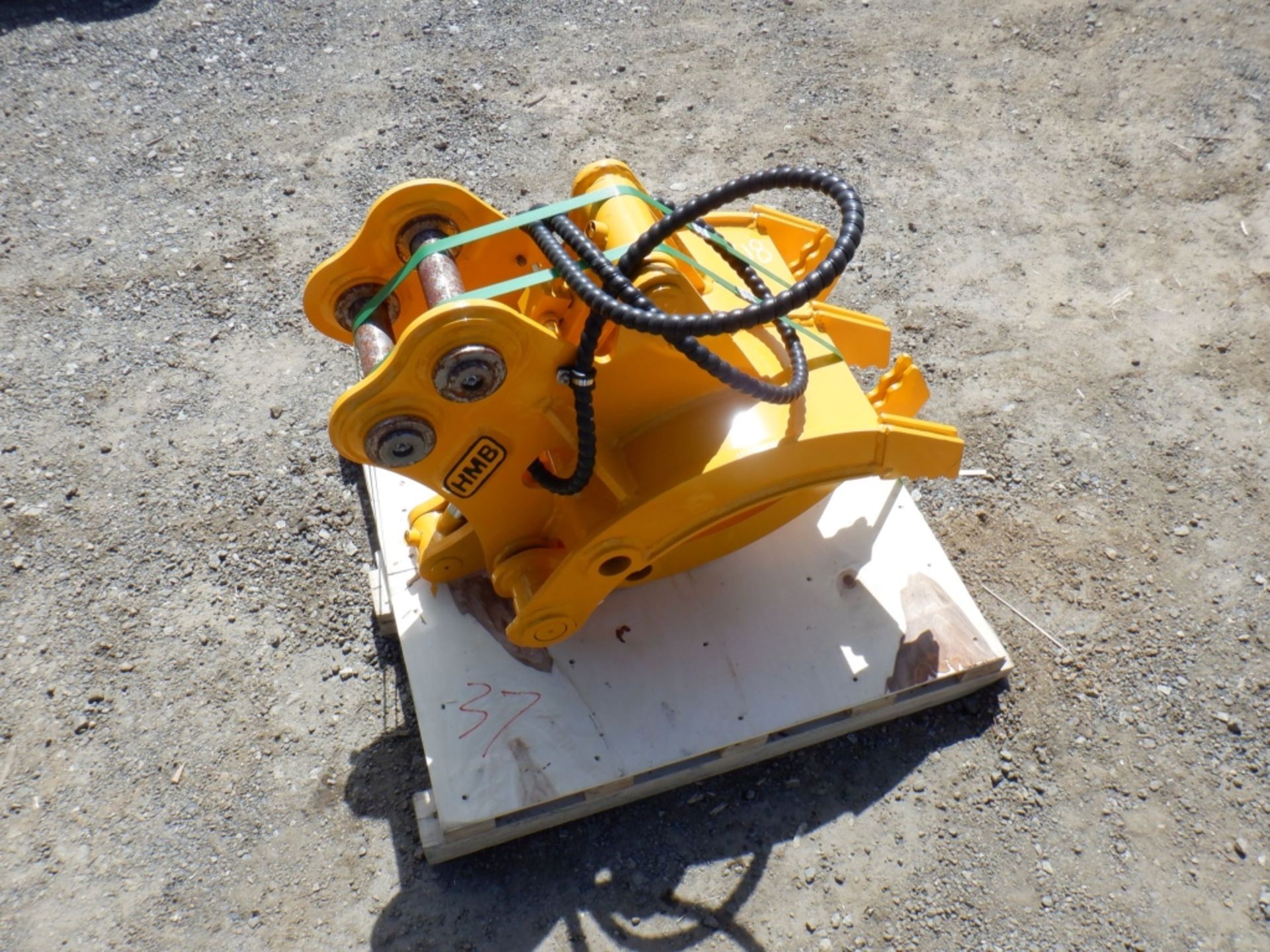 Unused 2021 Hanmen HMB02 Hydraulic Grapple - Image 2 of 3